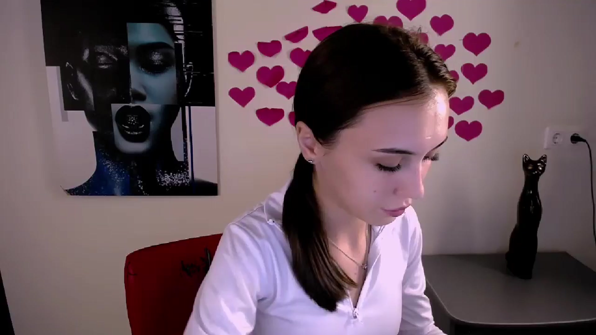 Gallery image thumbnail from Nikonara_'s myfreecams stream on, 08/29/2024, 15:07 image 1 of 20