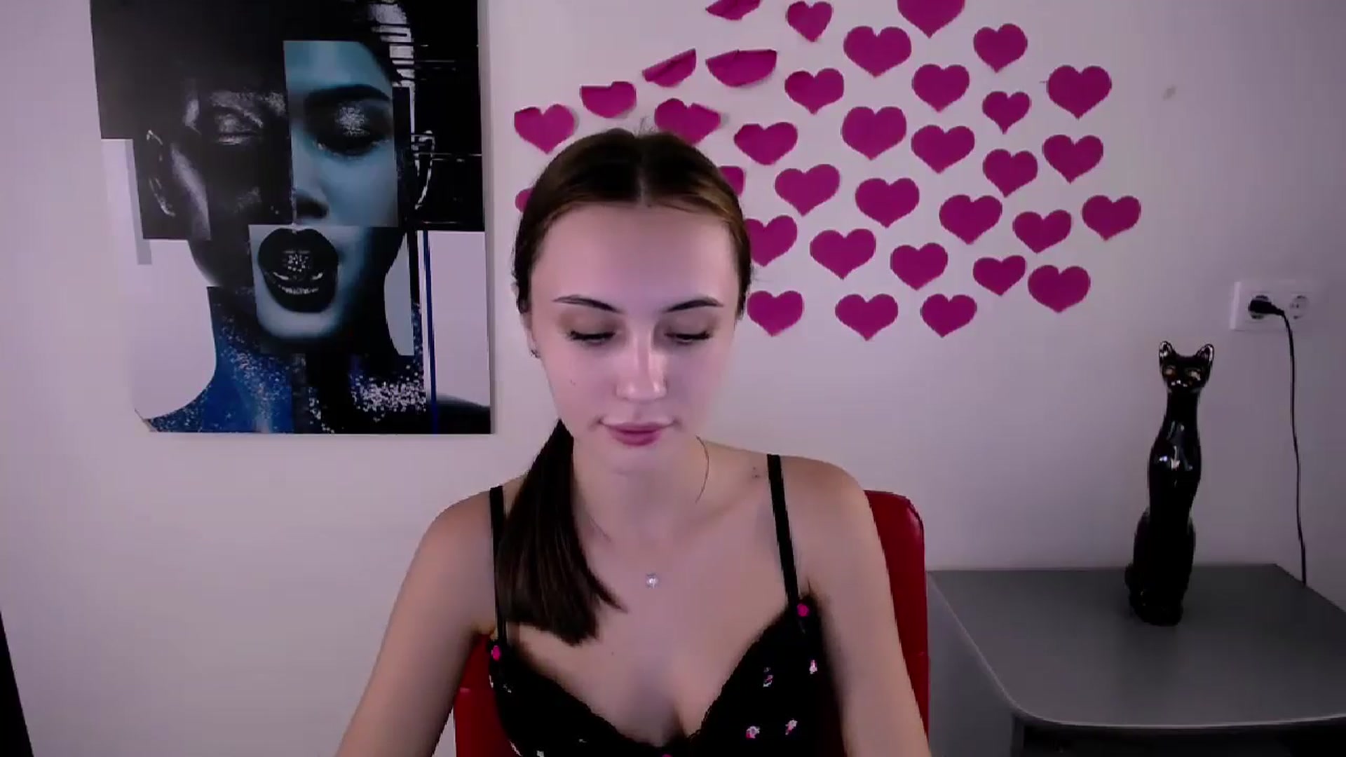 Gallery image thumbnail from Nikonara_'s myfreecams stream on, 08/31/2024, 12:38 image 7 of 20
