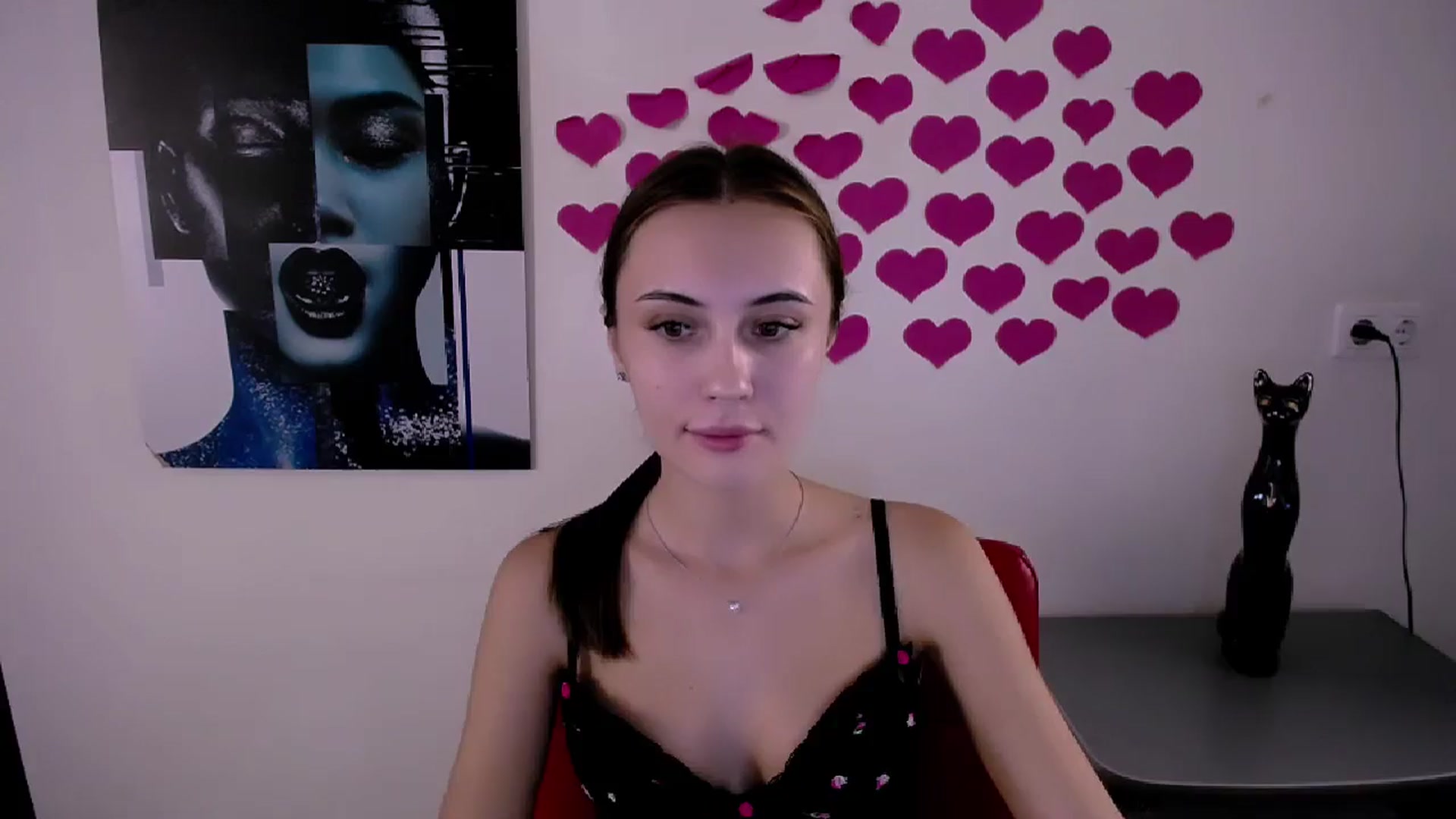 Gallery image thumbnail from Nikonara_'s myfreecams stream on, 08/31/2024, 12:38 image 12 of 20