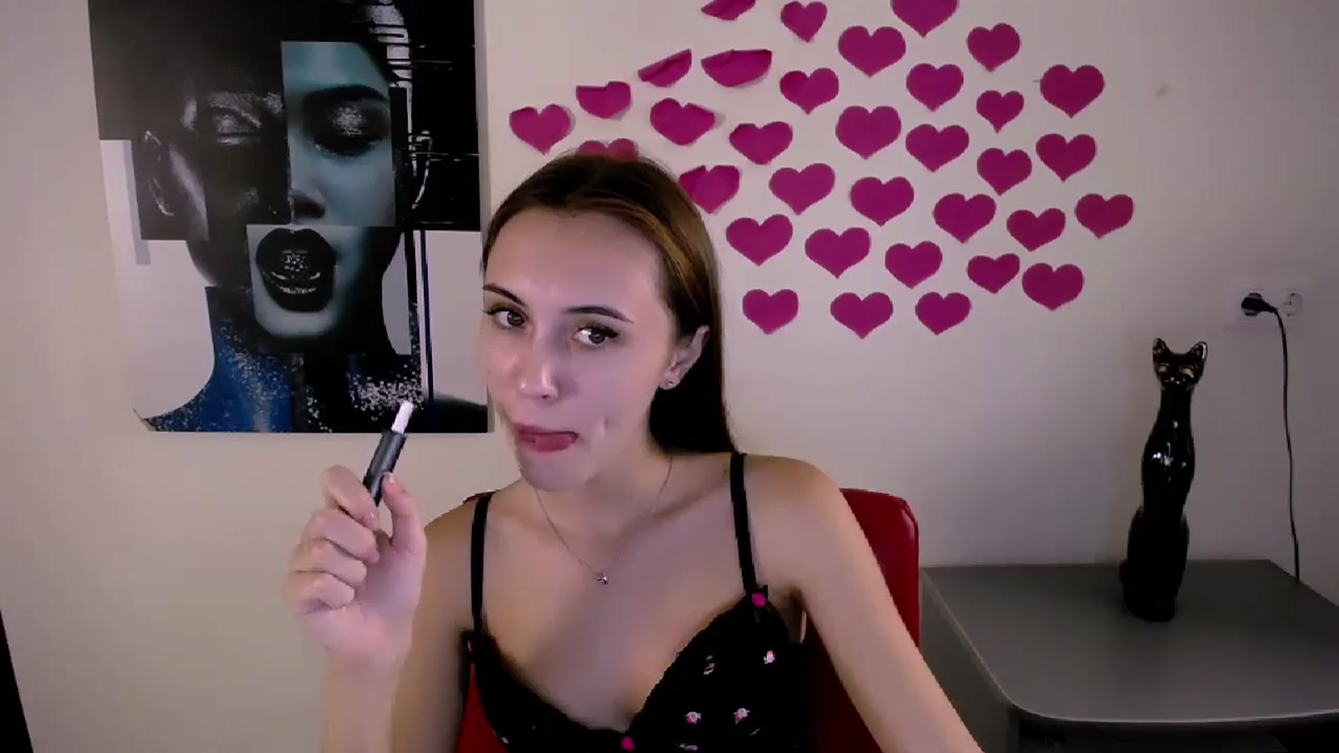 Gallery image thumbnail from Nikonara_'s myfreecams stream on, 08/31/2024, 15:10 image 17 of 20