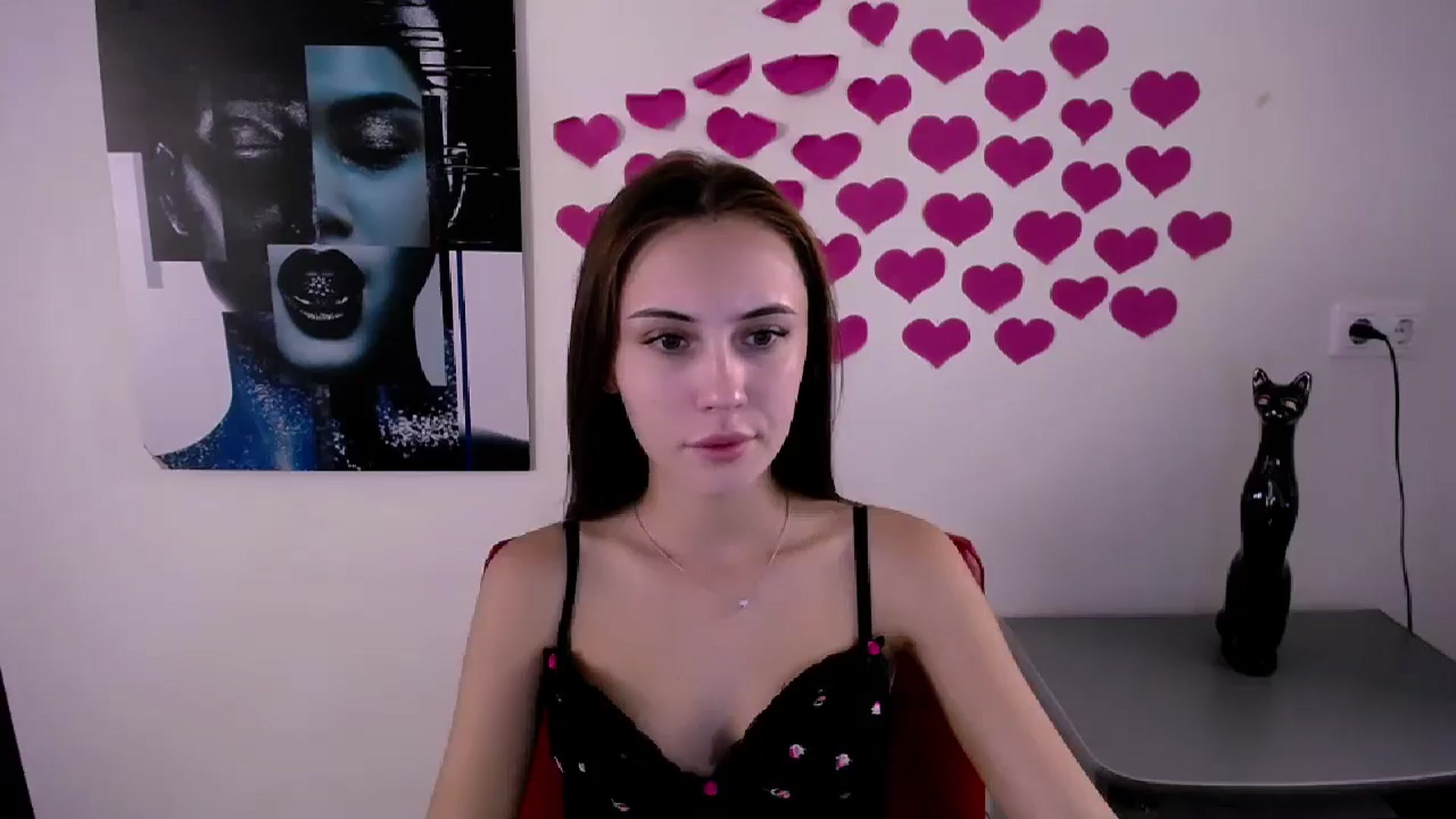 Gallery image thumbnail from Nikonara_'s myfreecams stream on, 08/31/2024, 15:10 image 2 of 20