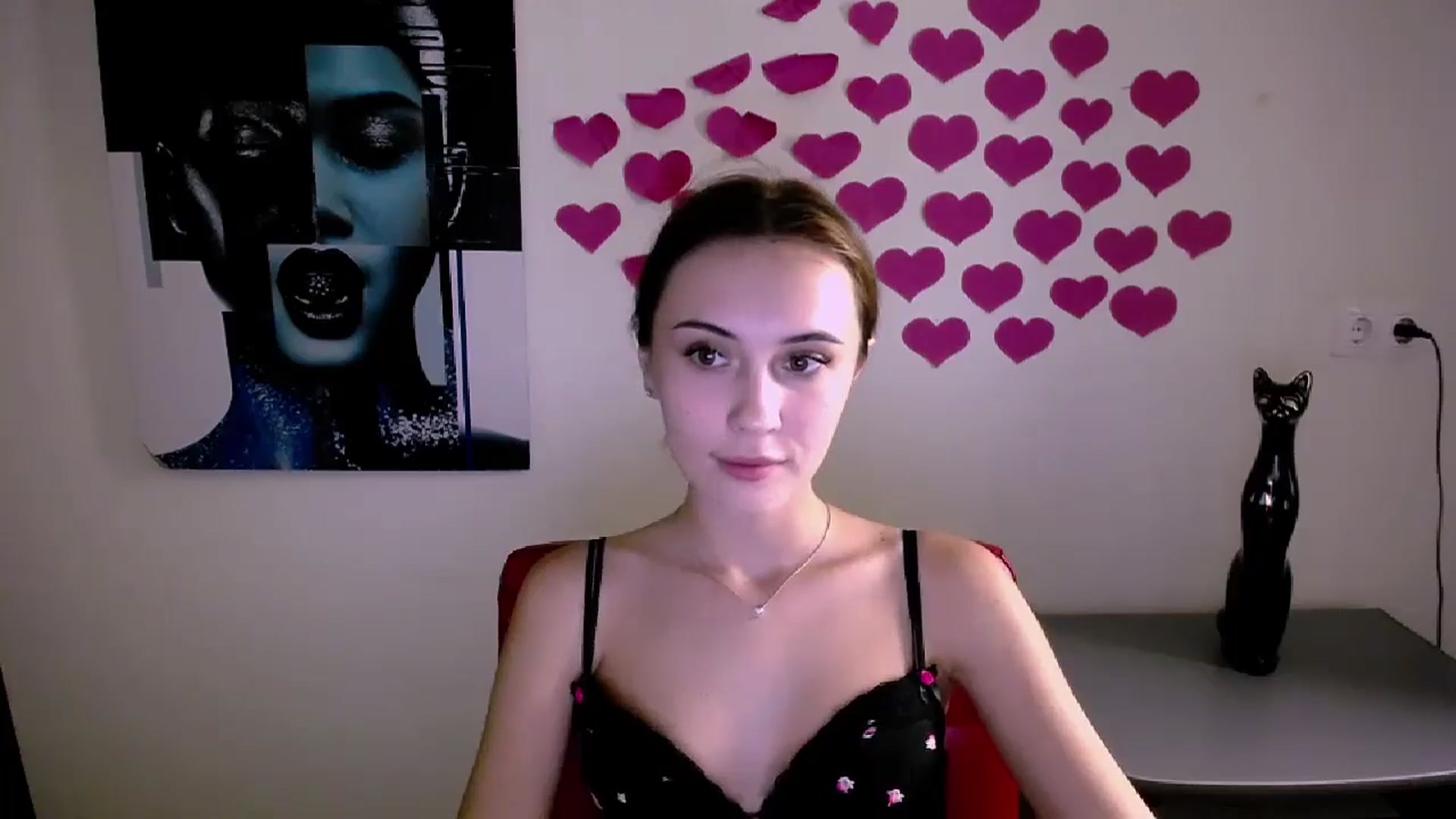 Gallery image thumbnail from Nikonara_'s myfreecams stream on, 08/31/2024, 17:22 image 8 of 20