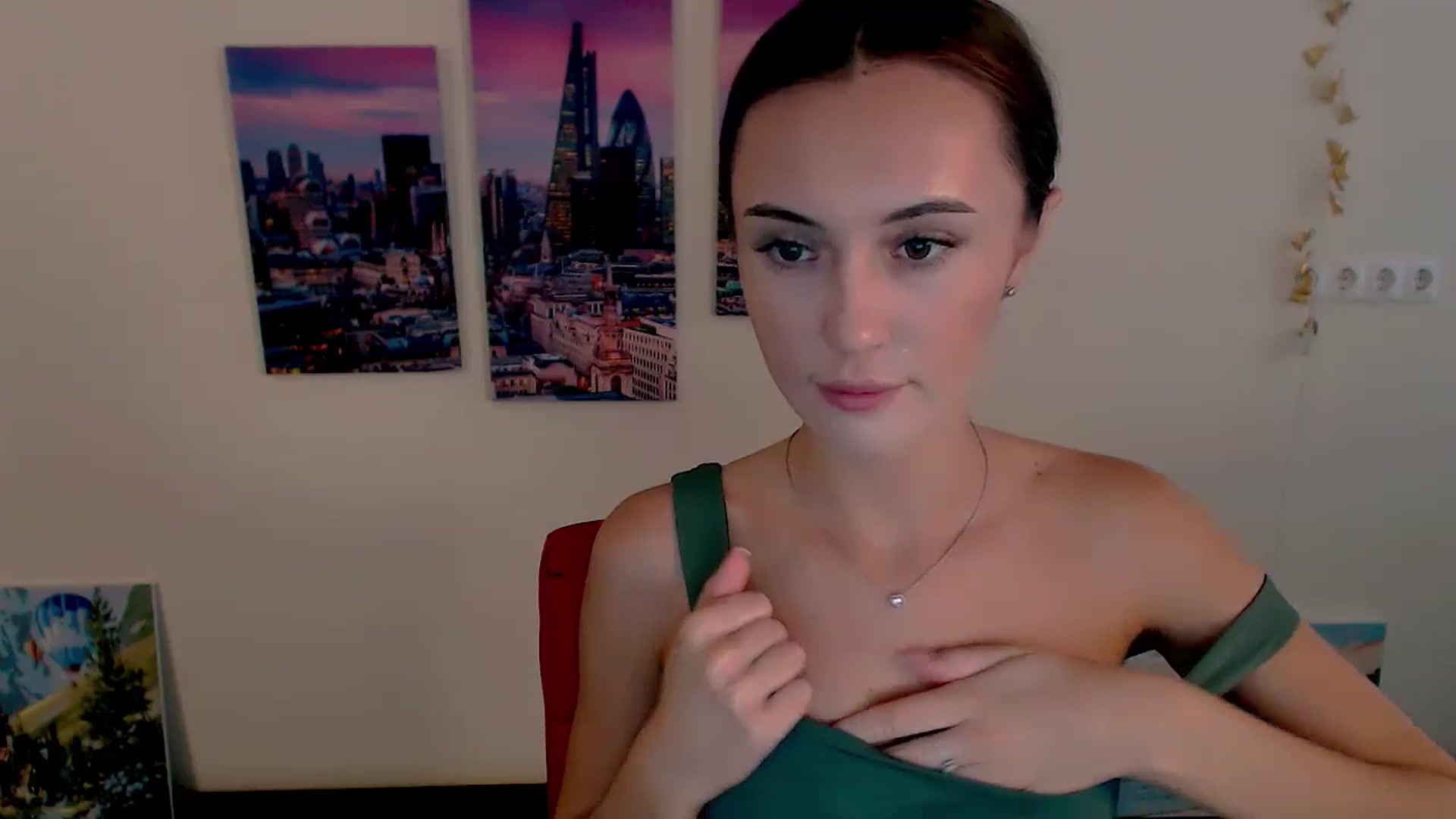 Gallery image thumbnail from Nikonara_'s myfreecams stream on, 09/05/2024, 14:10 image 8 of 20