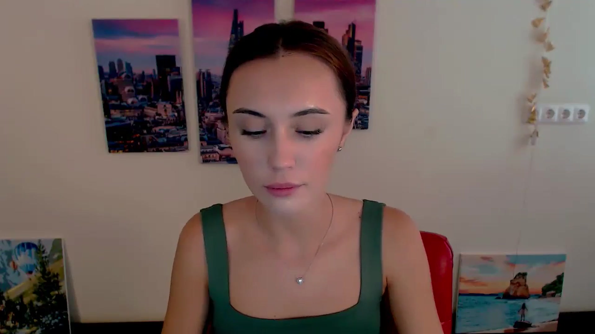 Gallery image thumbnail from Nikonara_'s myfreecams stream on, 09/05/2024, 14:34 image 10 of 20