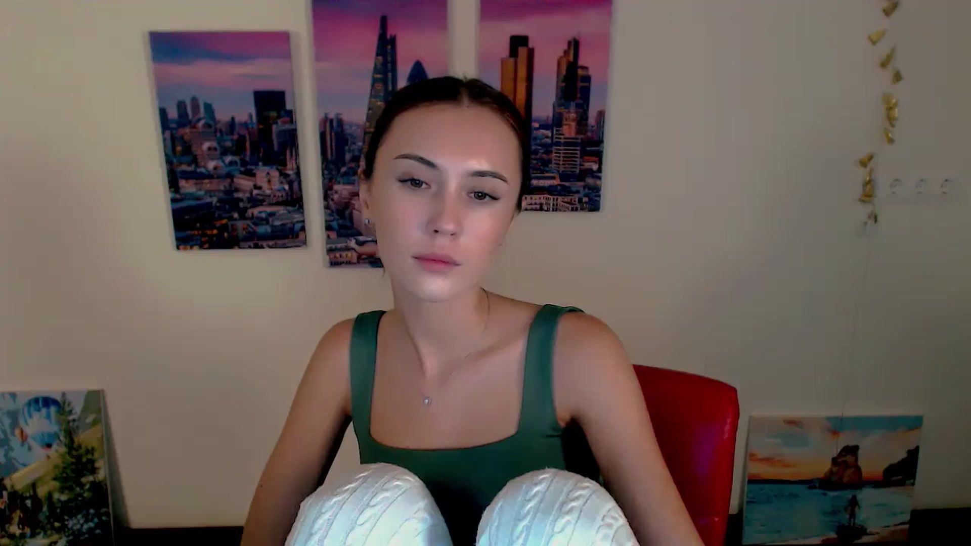 Gallery image thumbnail from Nikonara_'s myfreecams stream on, 09/05/2024, 16:50 image 4 of 20