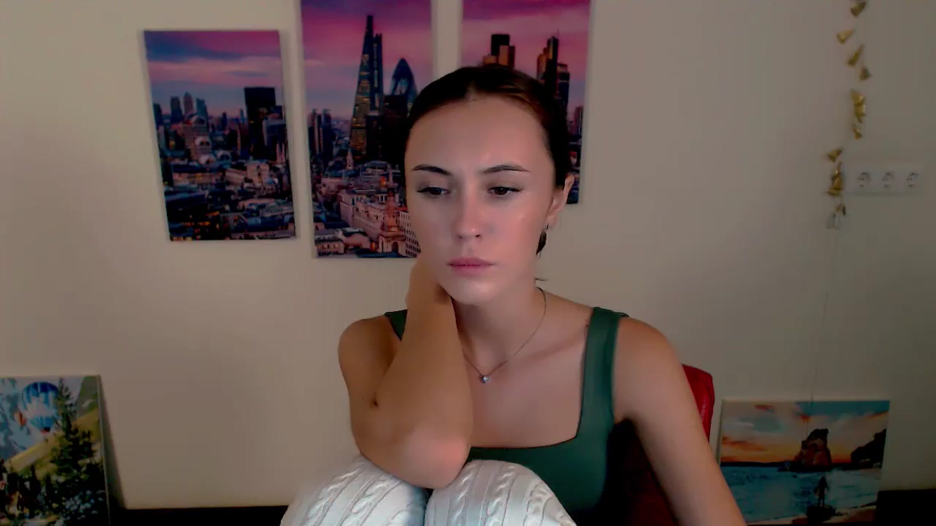 Gallery image thumbnail from Nikonara_'s myfreecams stream on, 09/05/2024, 16:50 image 7 of 20