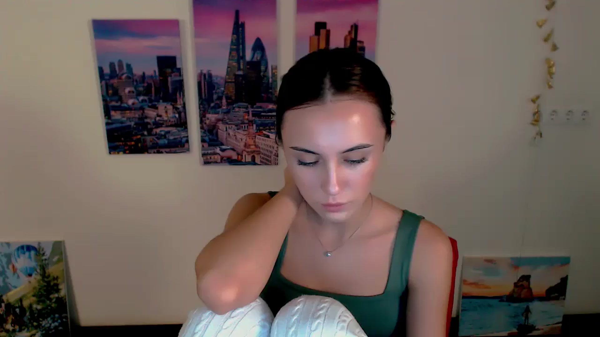 Gallery image thumbnail from Nikonara_'s myfreecams stream on, 09/05/2024, 16:50 image 6 of 20