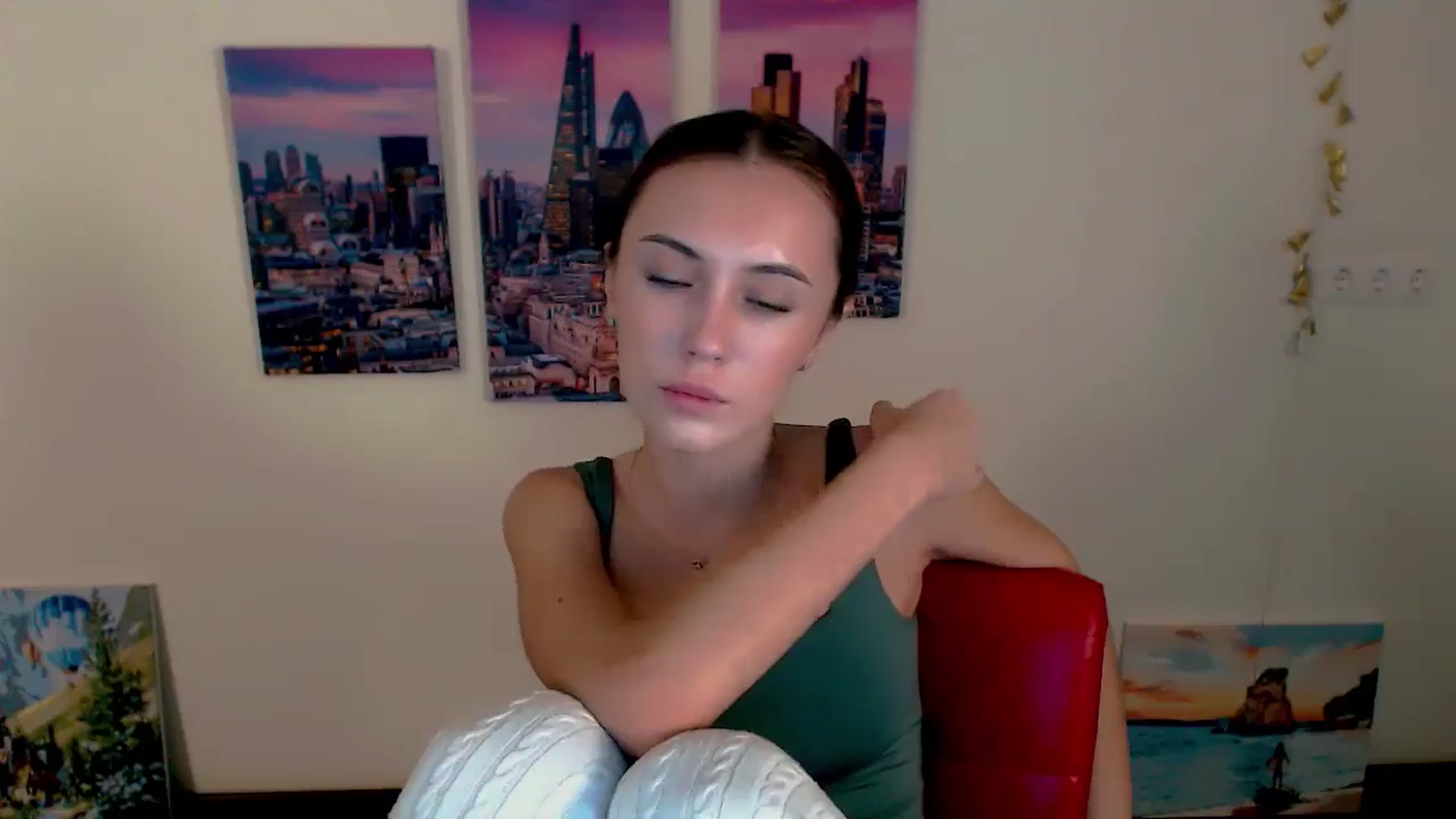 Gallery image thumbnail from Nikonara_'s myfreecams stream on, 09/05/2024, 16:50 image 9 of 20
