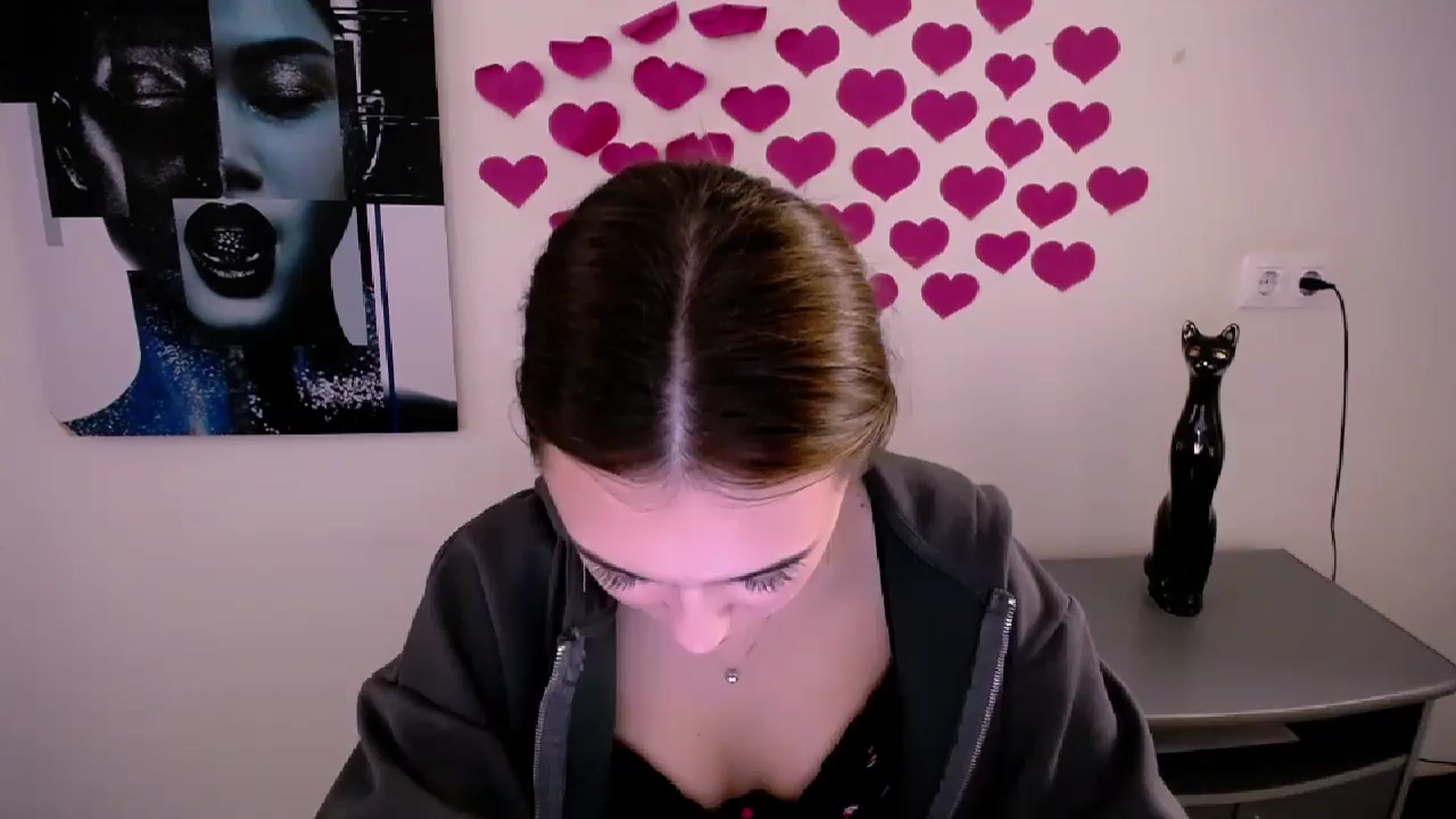 Gallery image thumbnail from Nikonara_'s myfreecams stream on, 09/10/2024, 17:05 image 12 of 20