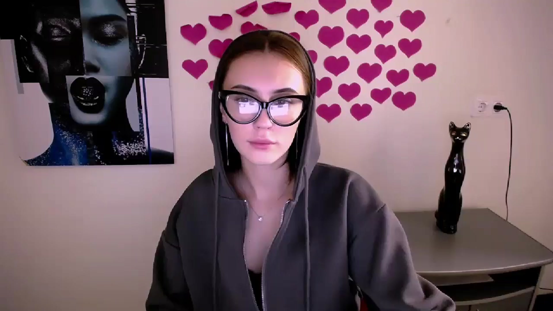 Gallery image thumbnail from Nikonara_'s myfreecams stream on, 09/10/2024, 17:05 image 15 of 20