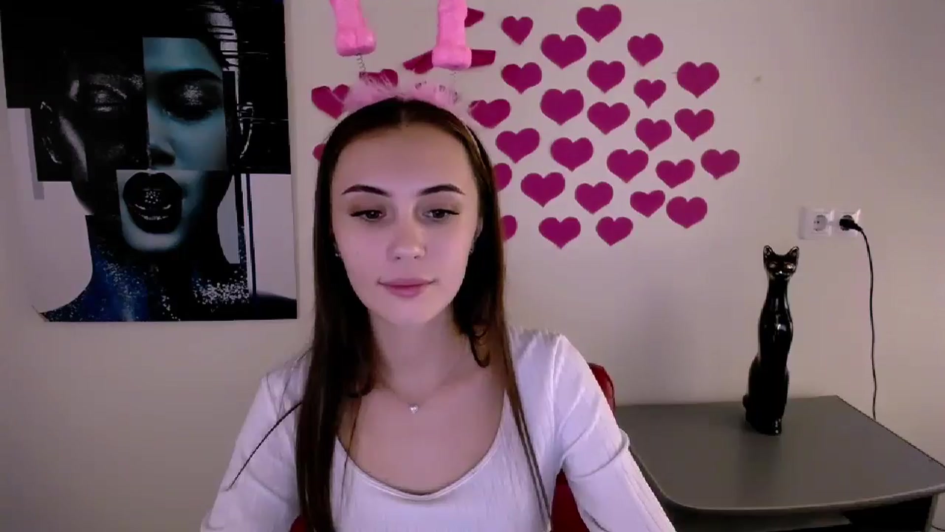 Gallery image thumbnail from Nikonara_'s myfreecams stream on, 09/15/2024, 14:24 image 14 of 20