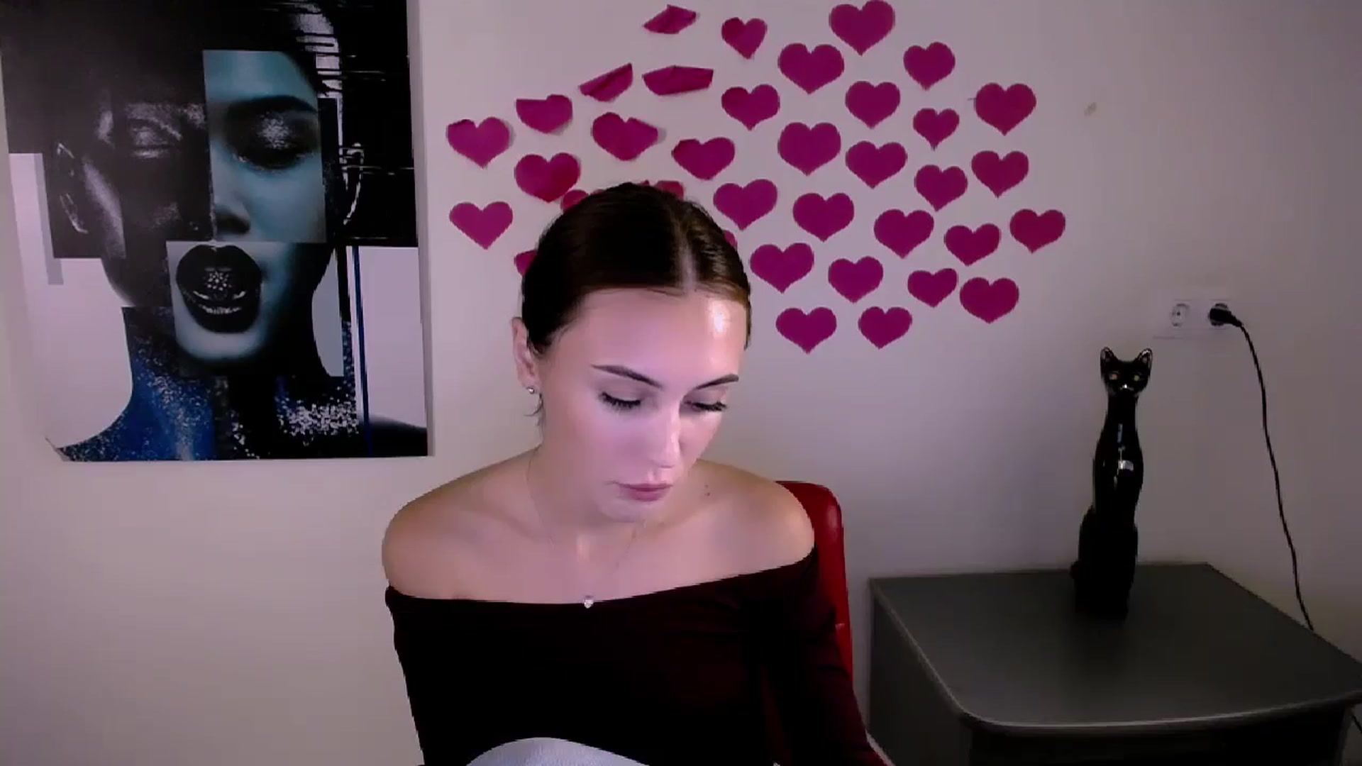Gallery image thumbnail from Nikonara_'s myfreecams stream on, 09/18/2024, 17:15 image 14 of 20