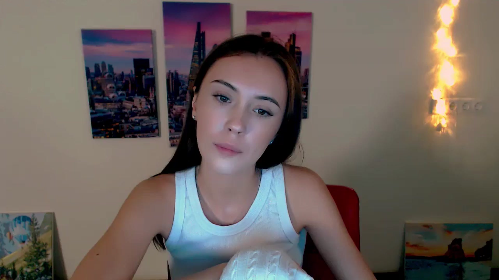 Gallery image thumbnail from Nikonara_'s myfreecams stream on, 09/25/2024, 16:34 image 13 of 20