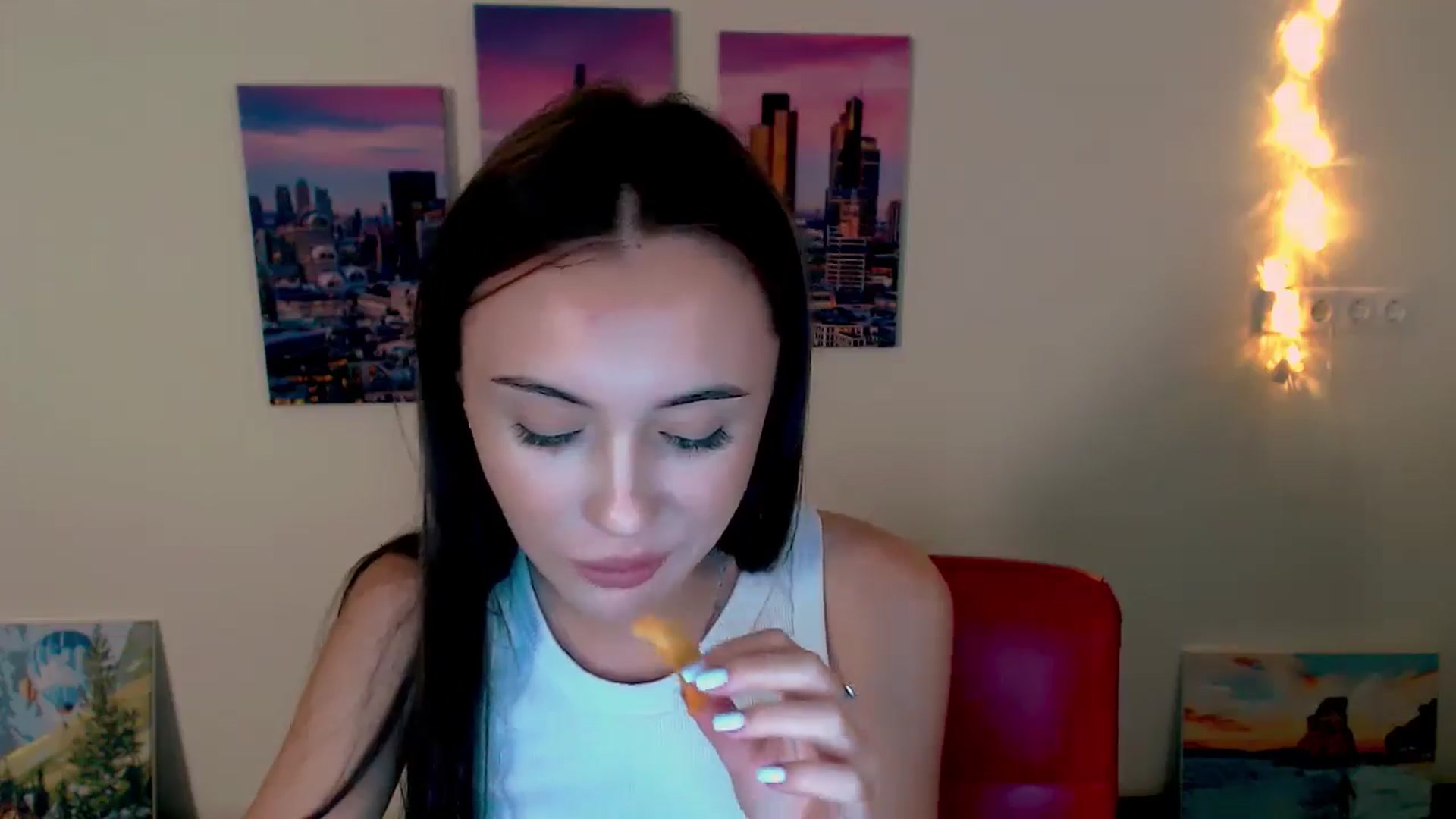 Gallery image thumbnail from Nikonara_'s myfreecams stream on, 09/25/2024, 16:34 image 6 of 20