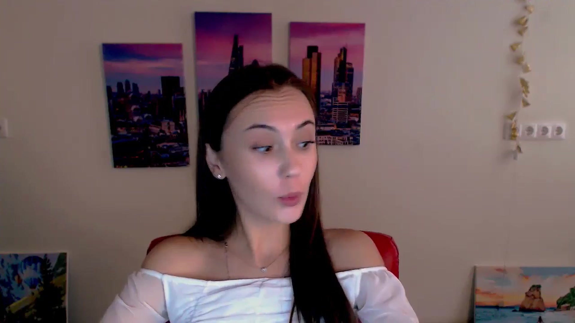 Gallery image thumbnail from Nikonara_'s myfreecams stream on, 09/26/2024, 16:12 image 16 of 20