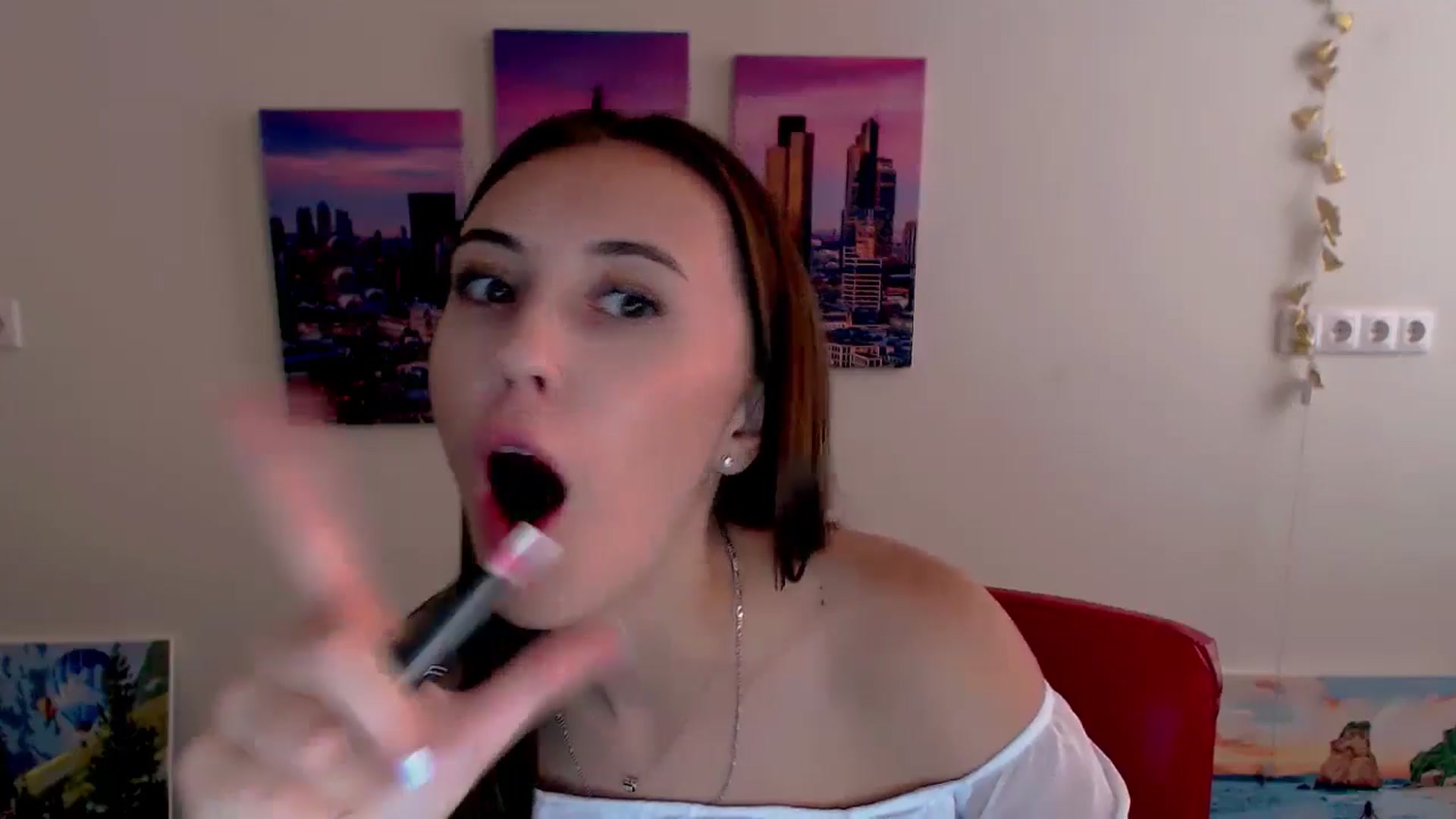 Gallery image thumbnail from Nikonara_'s myfreecams stream on, 09/26/2024, 16:12 image 8 of 20