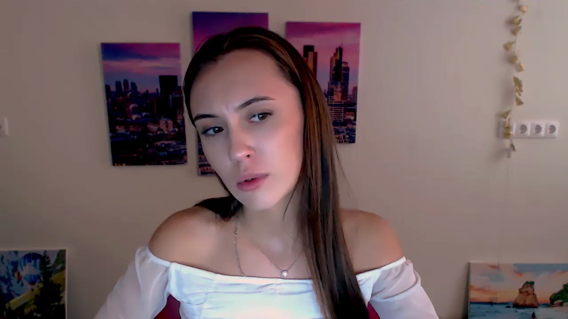 Gallery image thumbnail from Nikonara_'s myfreecams stream on, 09/26/2024, 16:12 image 14 of 20