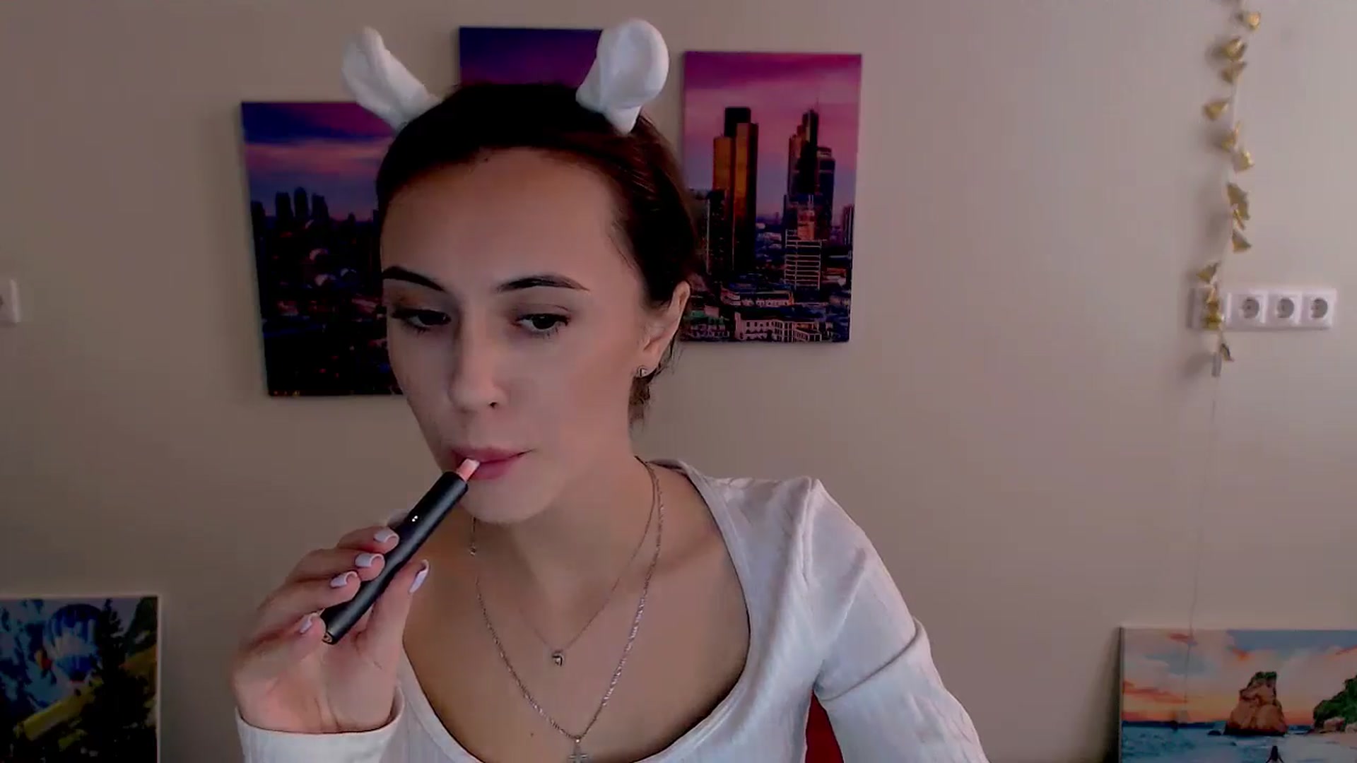 Gallery image thumbnail from Nikonara_'s myfreecams stream on, 09/26/2024, 16:12 image 4 of 20