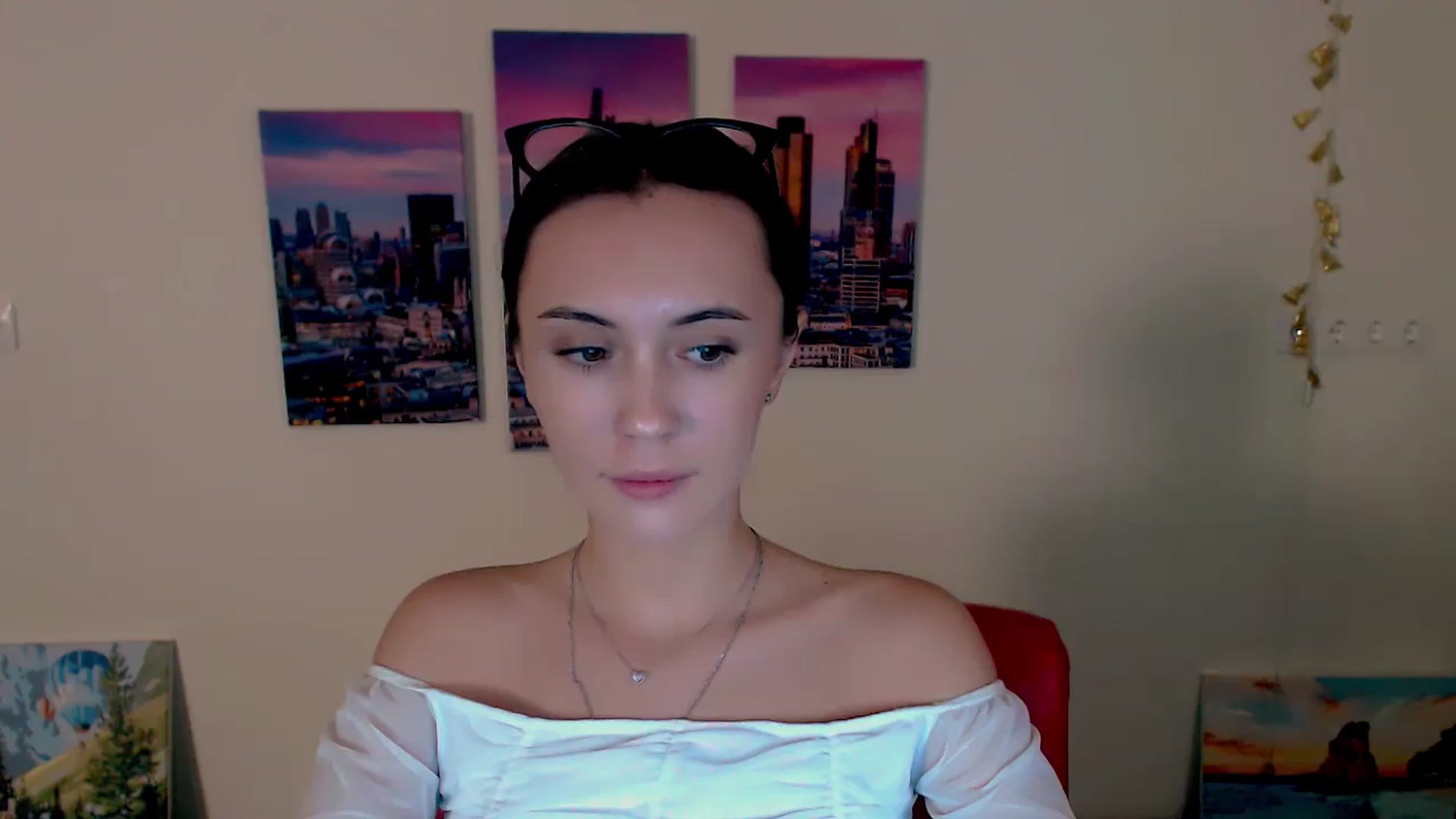 Gallery image thumbnail from Nikonara_'s myfreecams stream on, 09/26/2024, 17:44 image 12 of 20