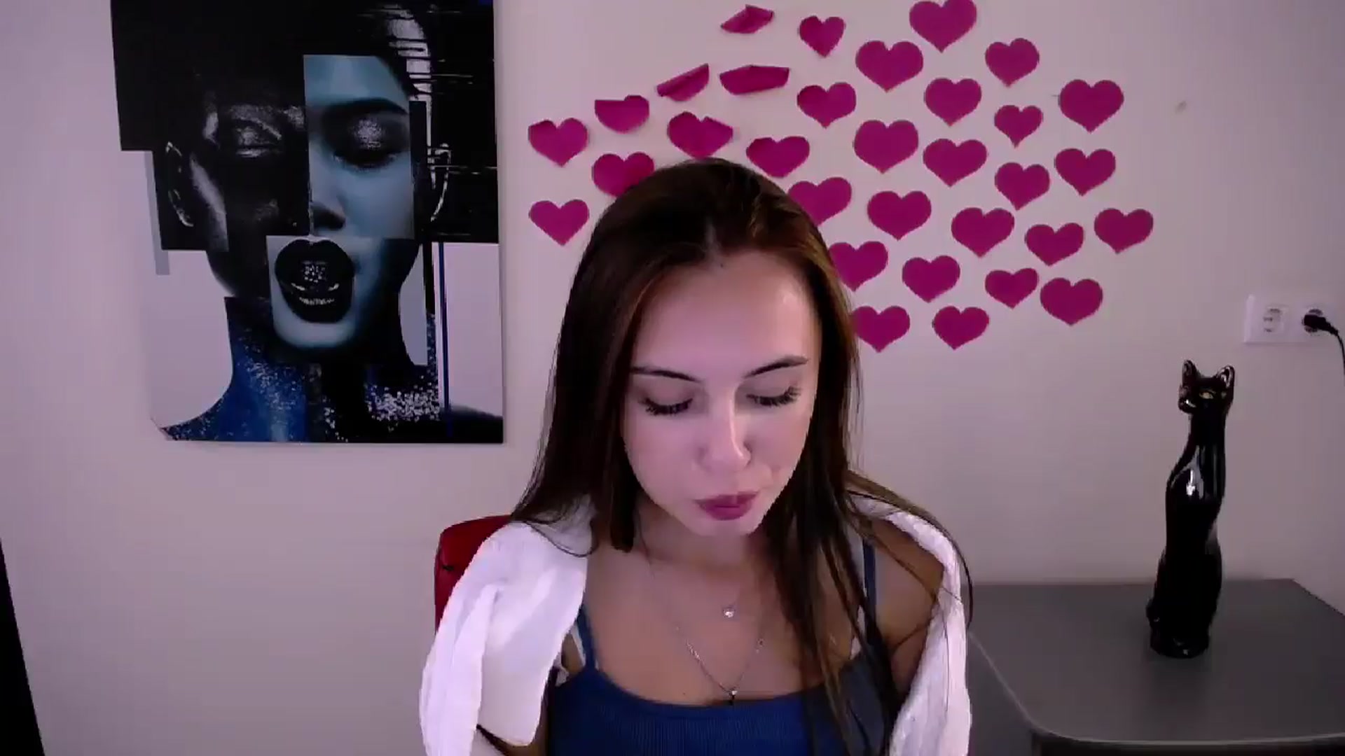 Gallery image thumbnail from Nikonara_'s myfreecams stream on, 10/08/2024, 14:21 image 8 of 20