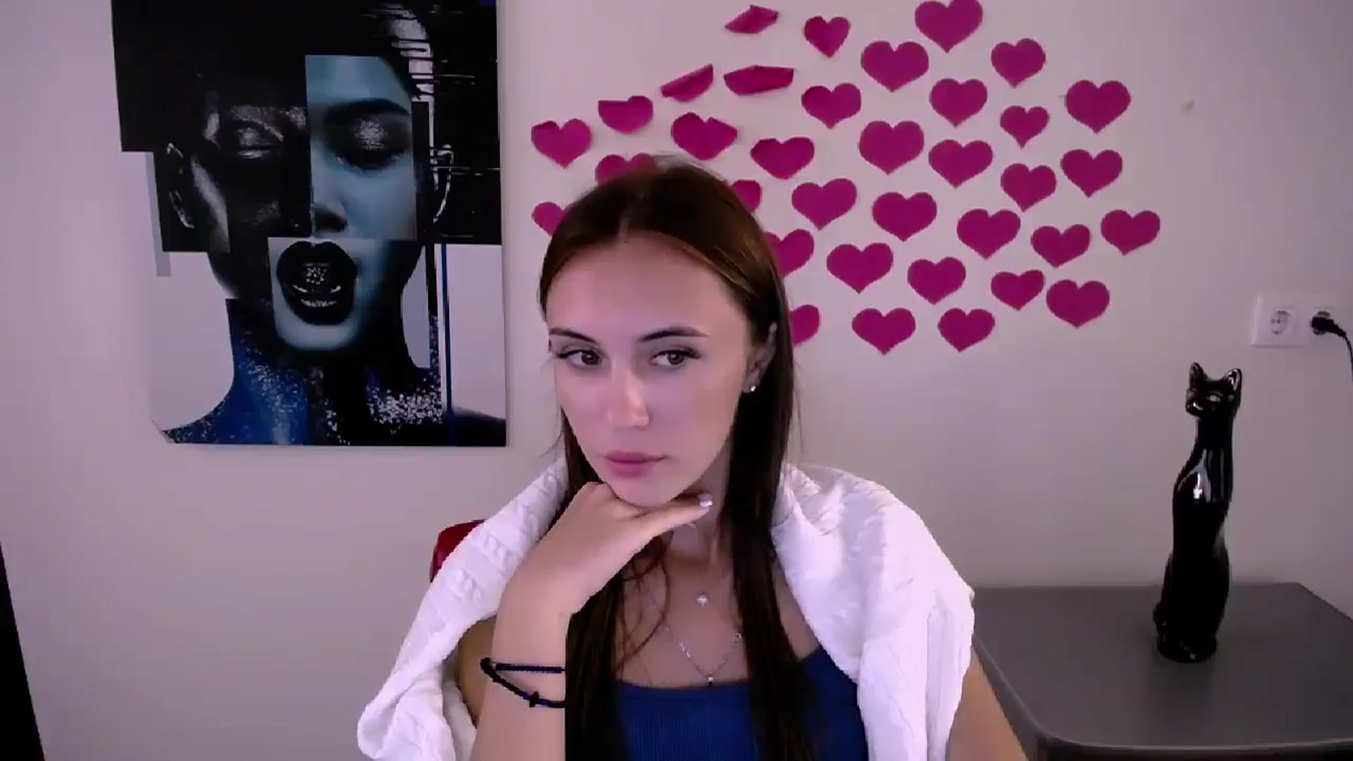 Gallery image thumbnail from Nikonara_'s myfreecams stream on, 10/08/2024, 14:21 image 14 of 20