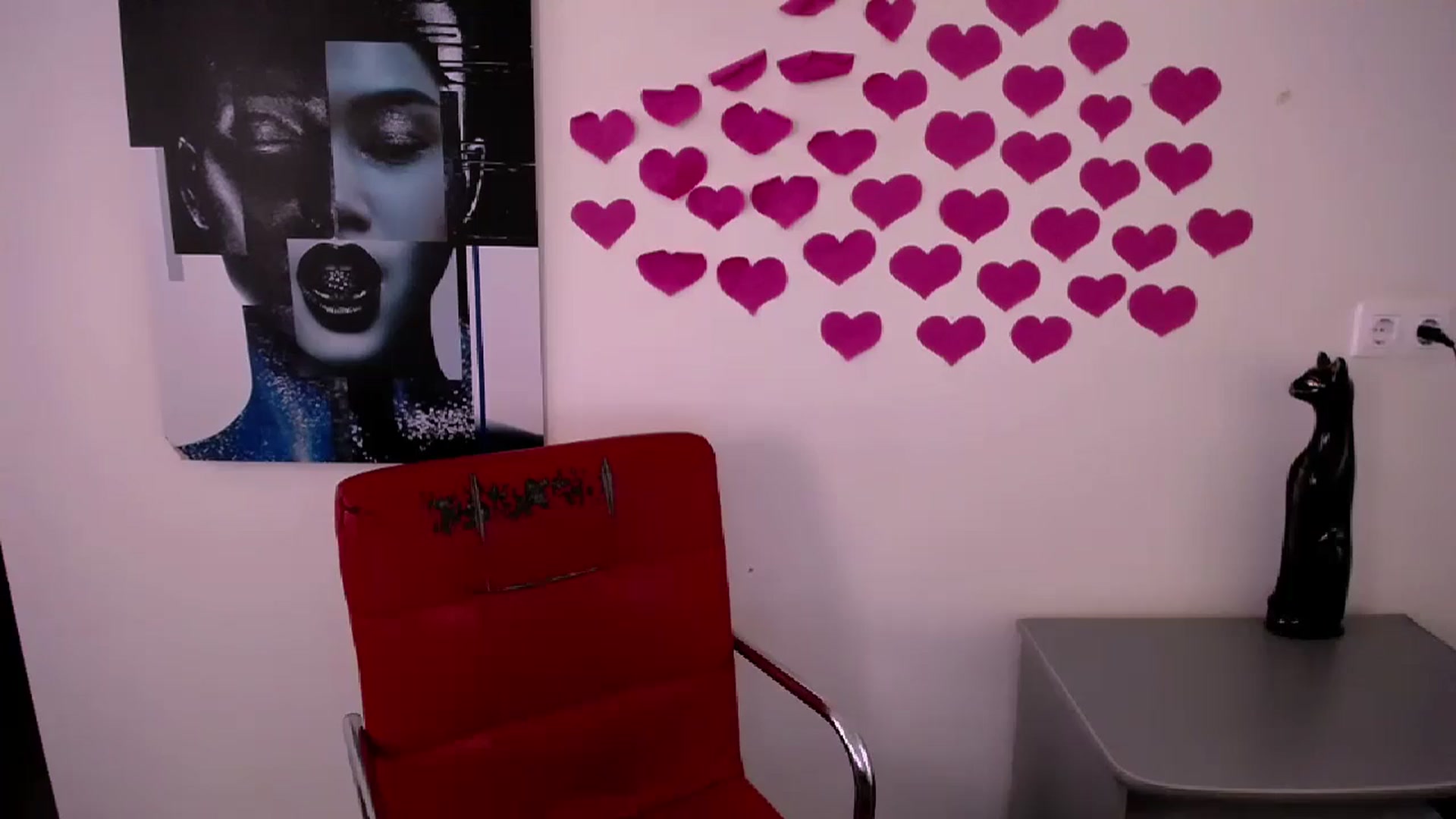 Gallery image thumbnail from Nikonara_'s myfreecams stream on, 10/10/2024, 13:53 image 20 of 20