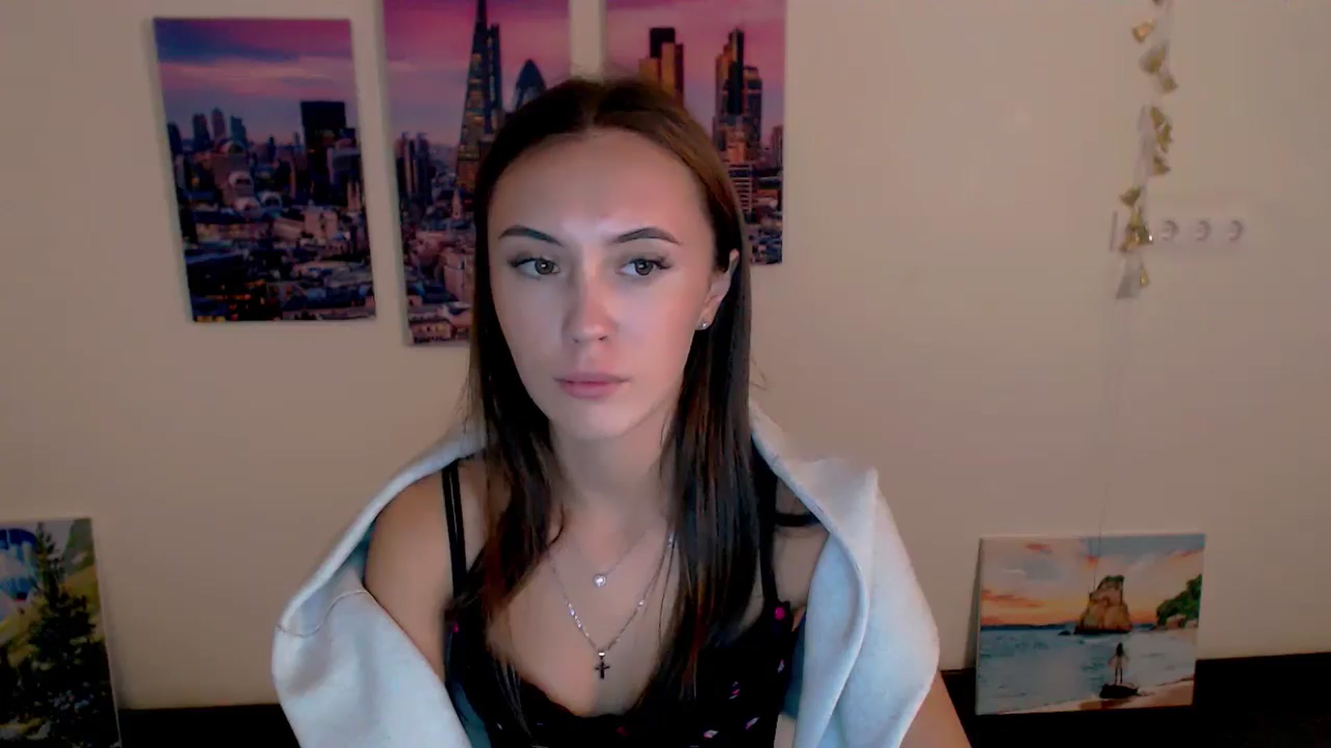 Gallery image thumbnail from Nikonara_'s myfreecams stream on, 10/17/2024, 15:49 image 7 of 20