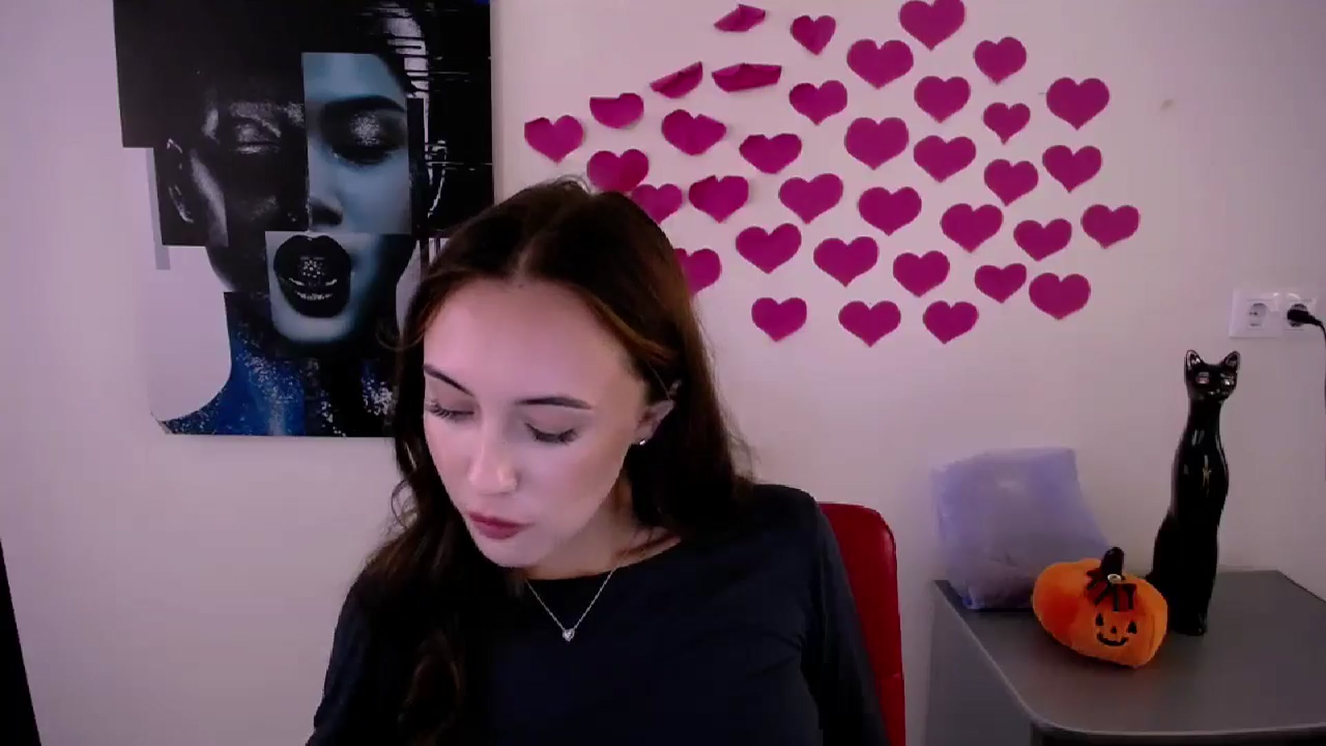 Gallery image thumbnail from Nikonara_'s myfreecams stream on, 10/20/2024, 12:32 image 17 of 20