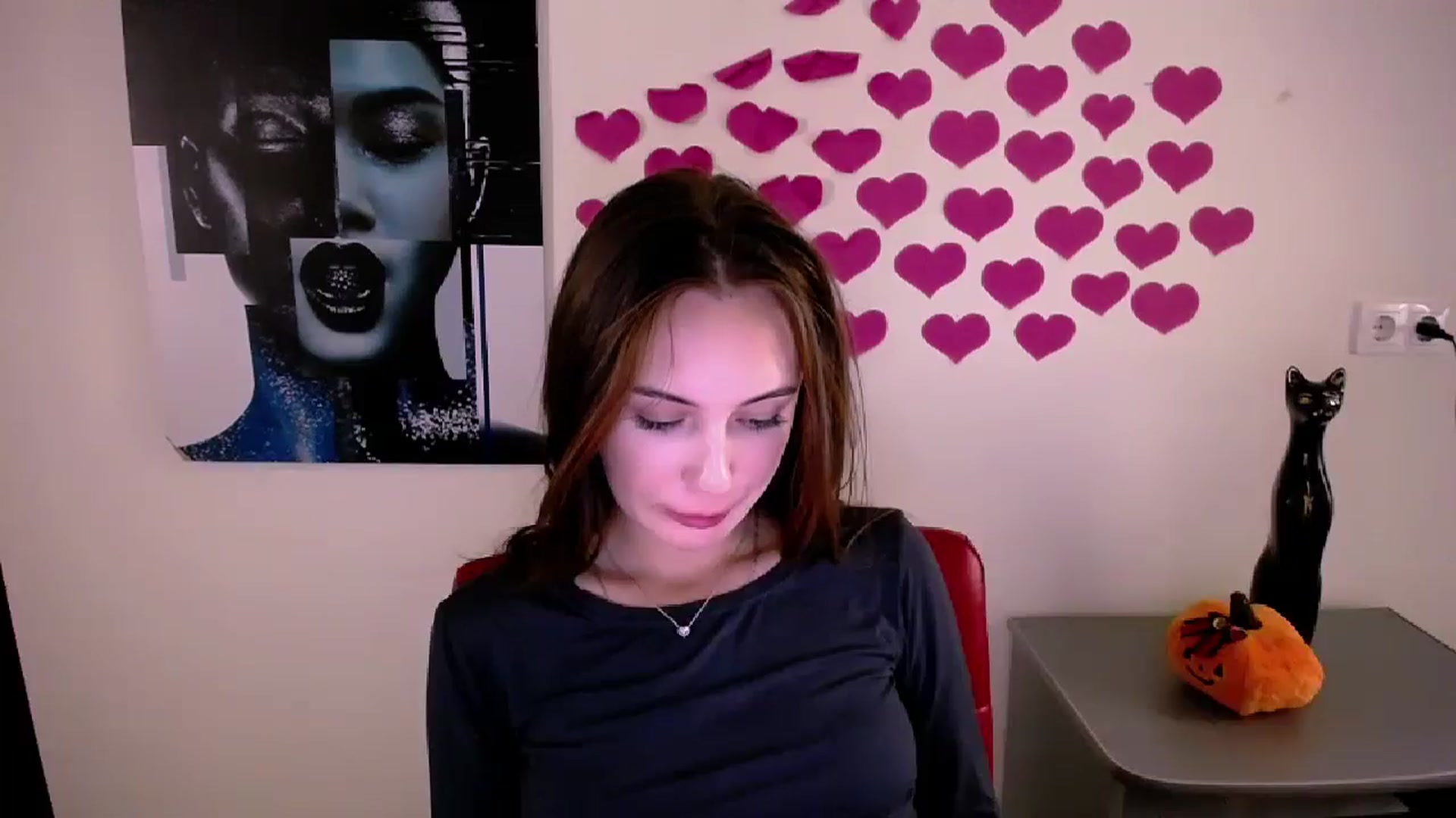 Gallery image thumbnail from Nikonara_'s myfreecams stream on, 10/20/2024, 16:23 image 15 of 20