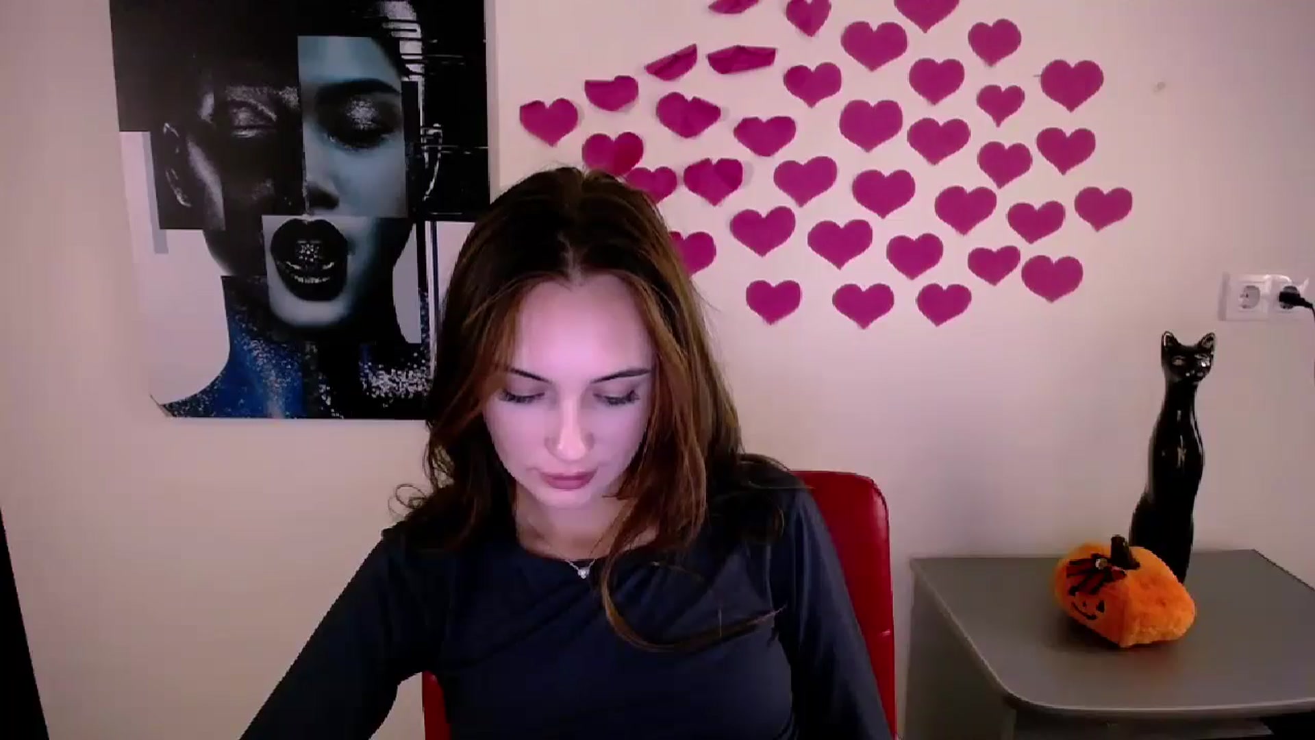 Gallery image thumbnail from Nikonara_'s myfreecams stream on, 10/20/2024, 16:23 image 18 of 20