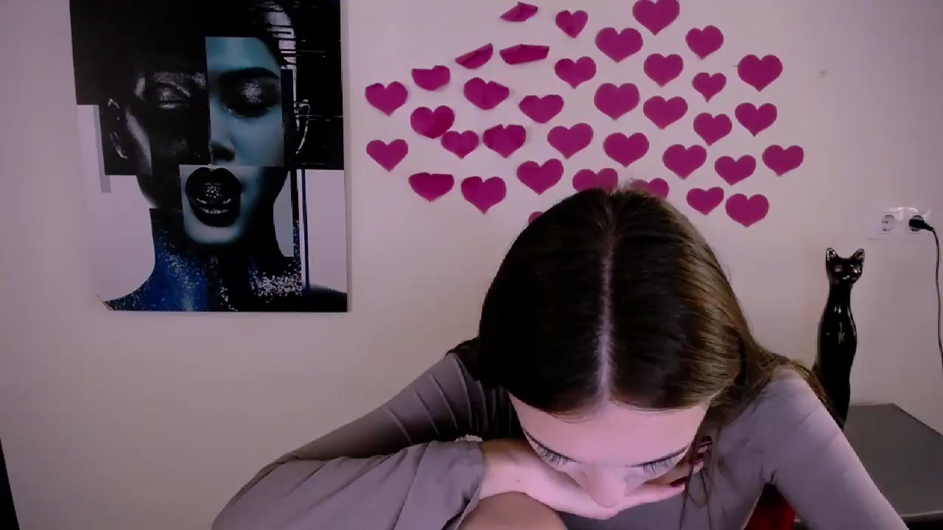 Gallery image thumbnail from Nikonara_'s myfreecams stream on, 10/21/2024, 16:00 image 15 of 20