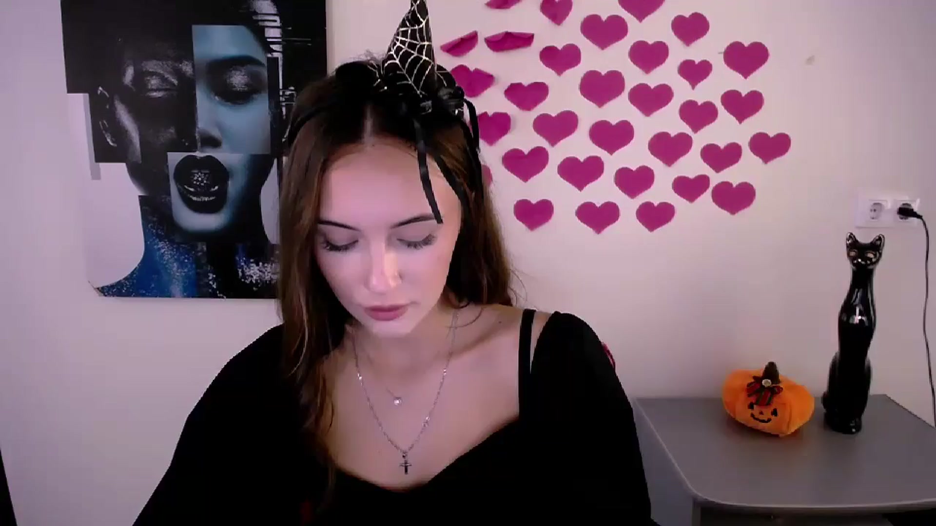 Gallery image thumbnail from Nikonara_'s myfreecams stream on, 10/22/2024, 12:11 image 1 of 20
