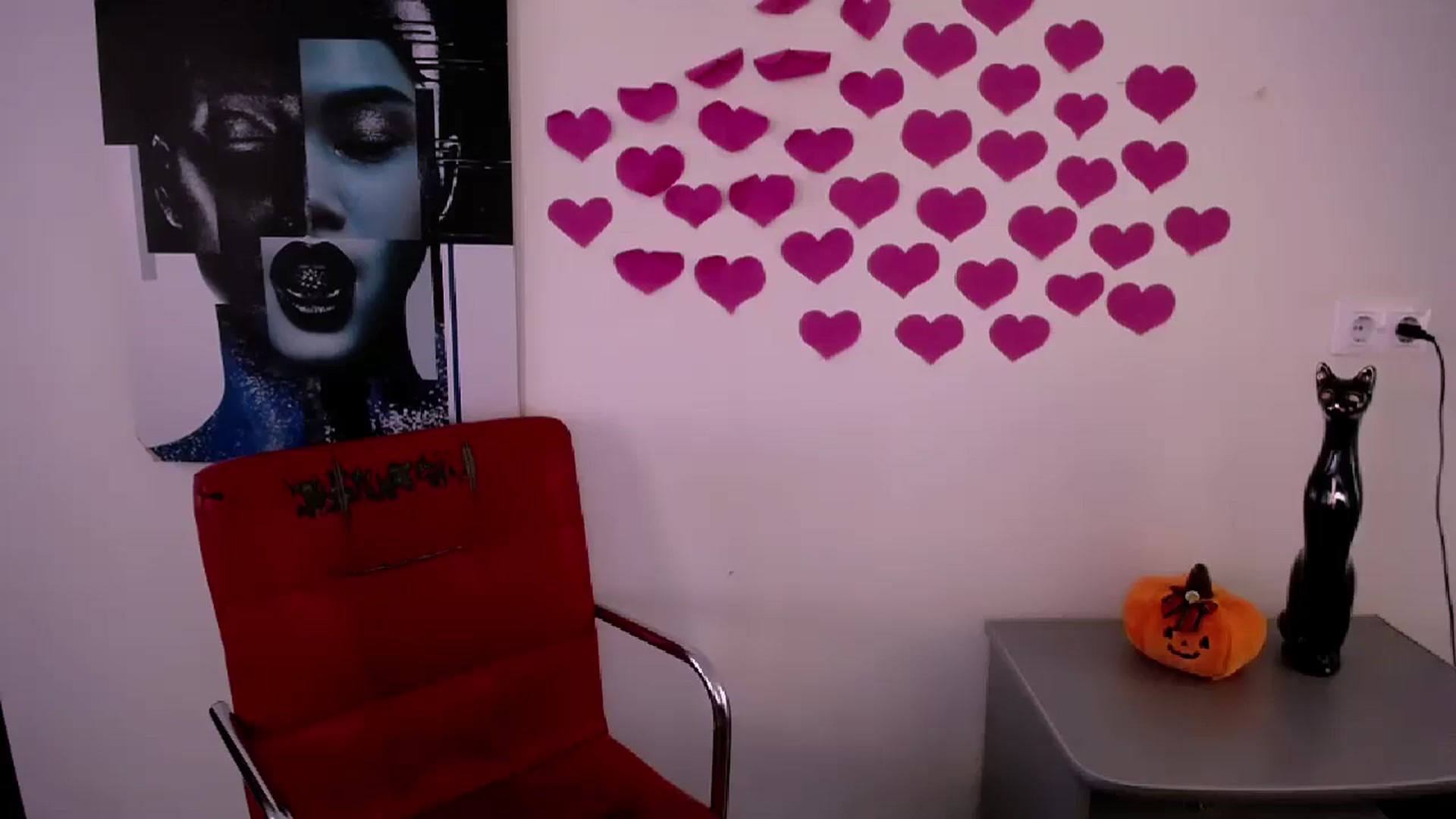 Gallery image thumbnail from Nikonara_'s myfreecams stream on, 10/22/2024, 12:11 image 9 of 20