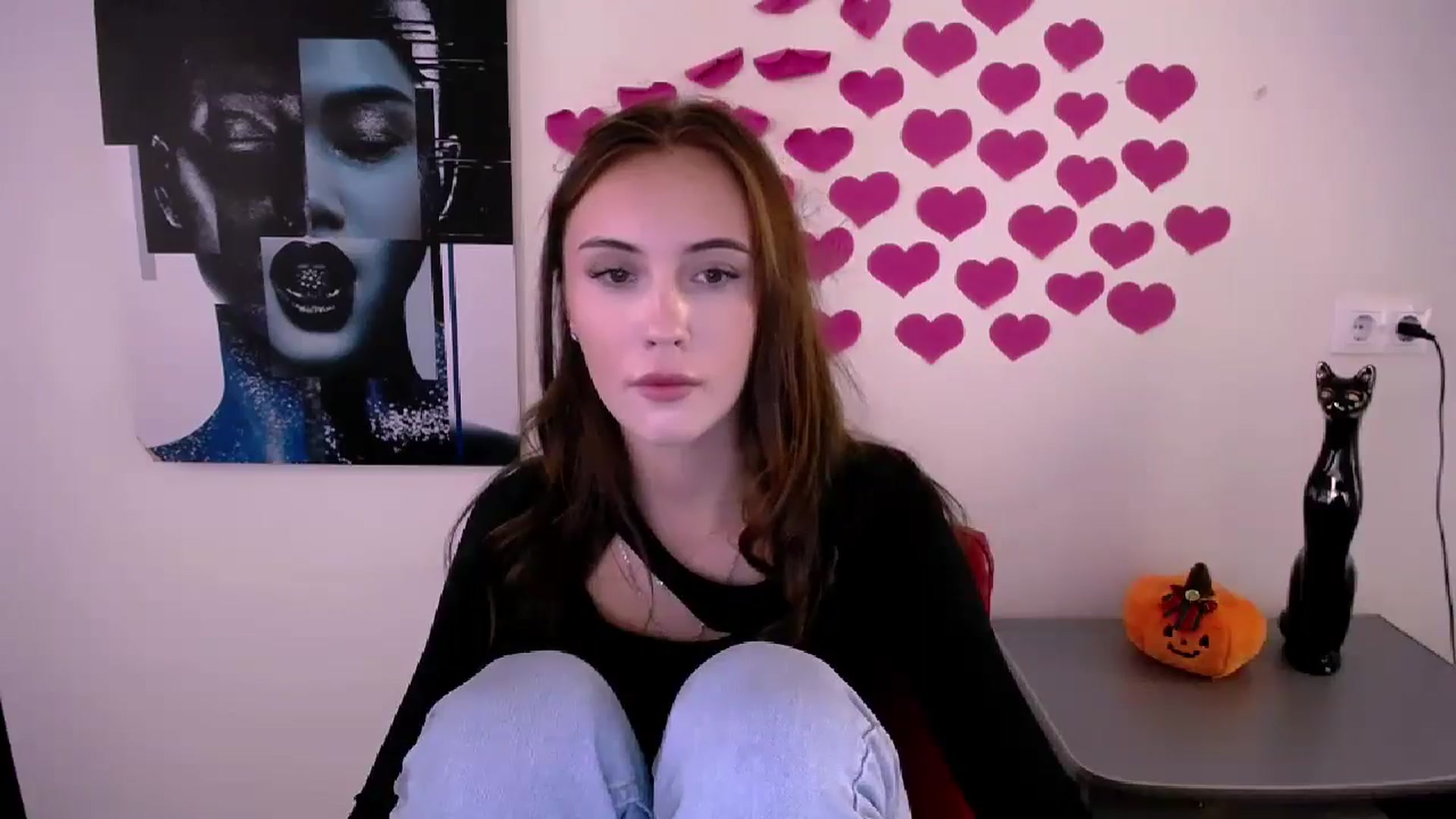Gallery image thumbnail from Nikonara_'s myfreecams stream on, 10/22/2024, 13:25 image 8 of 20