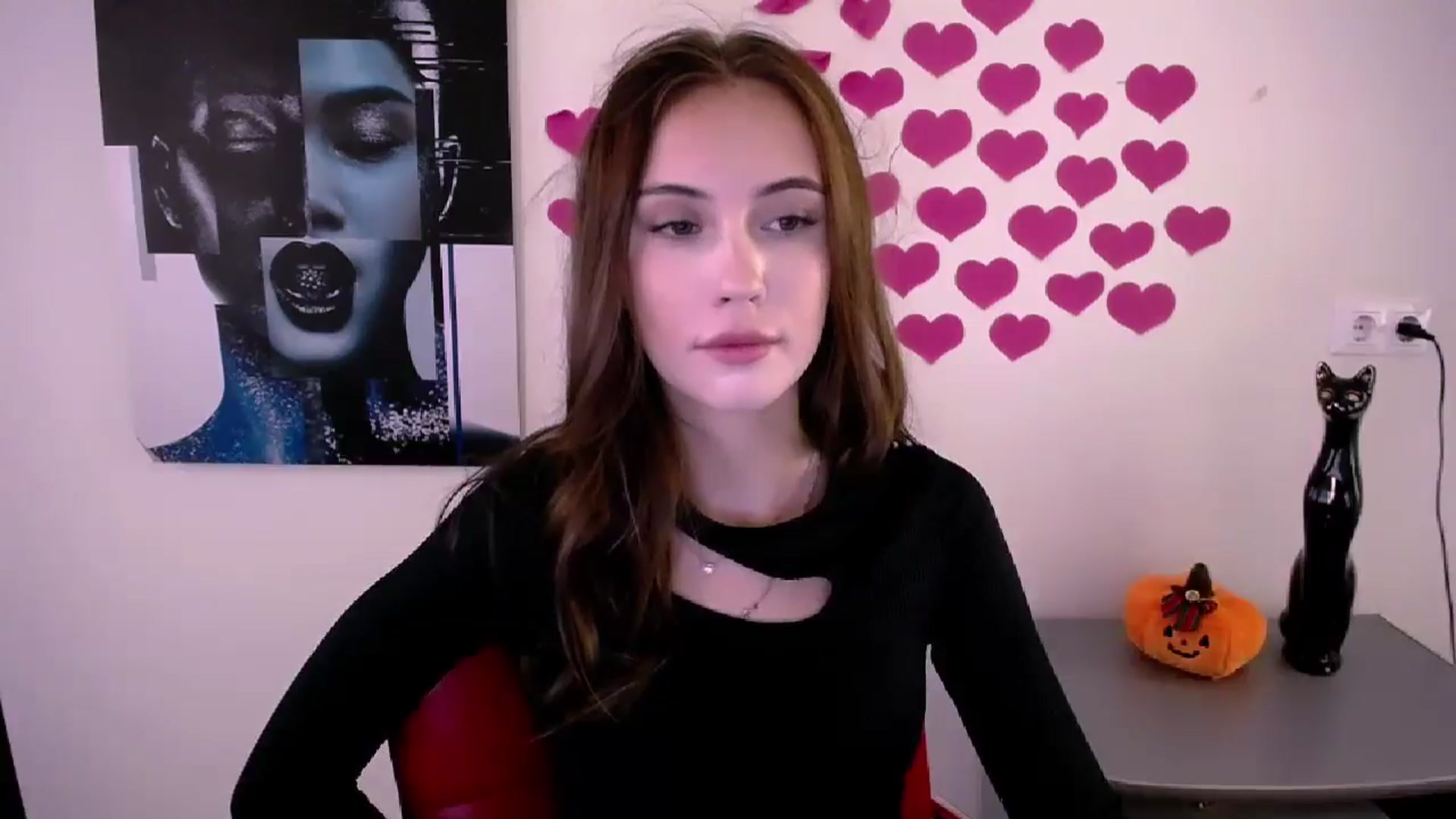Gallery image thumbnail from Nikonara_'s myfreecams stream on, 10/22/2024, 13:25 image 17 of 20