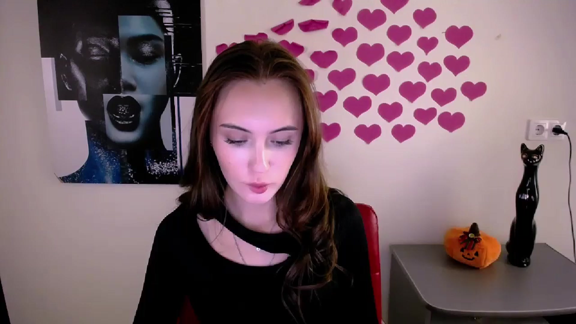 Gallery image thumbnail from Nikonara_'s myfreecams stream on, 10/22/2024, 15:48 image 17 of 20