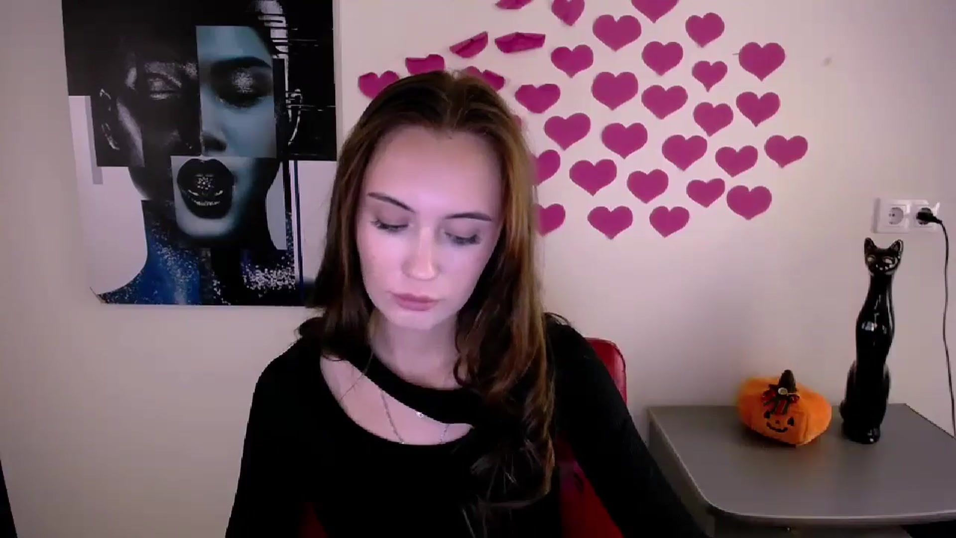 Gallery image thumbnail from Nikonara_'s myfreecams stream on, 10/22/2024, 15:48 image 18 of 20