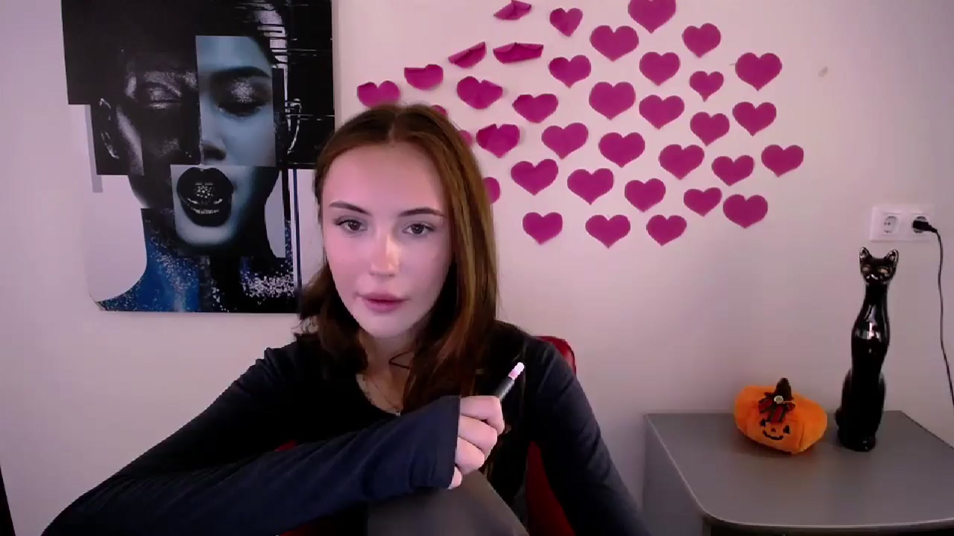 Gallery image thumbnail from Nikonara_'s myfreecams stream on, 10/23/2024, 13:07 image 1 of 20