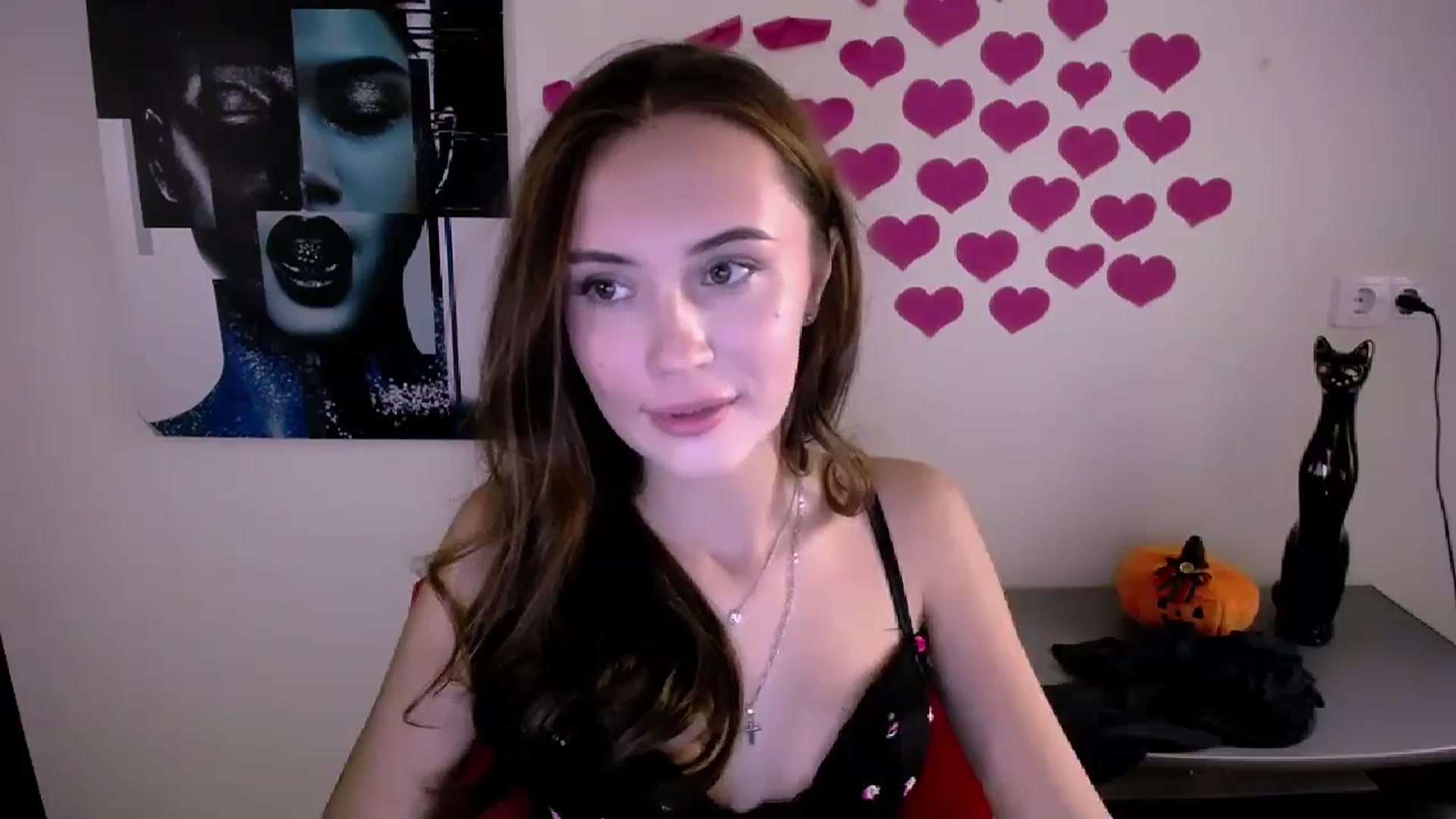 Gallery image thumbnail from Nikonara_'s myfreecams stream on, 10/23/2024, 15:09 image 8 of 20