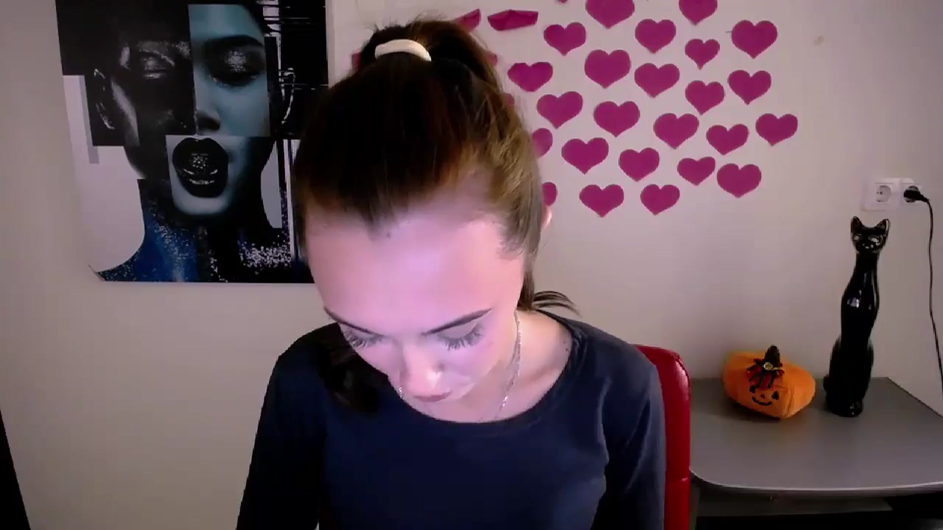 Gallery image thumbnail from Nikonara_'s myfreecams stream on, 10/23/2024, 16:25 image 5 of 20