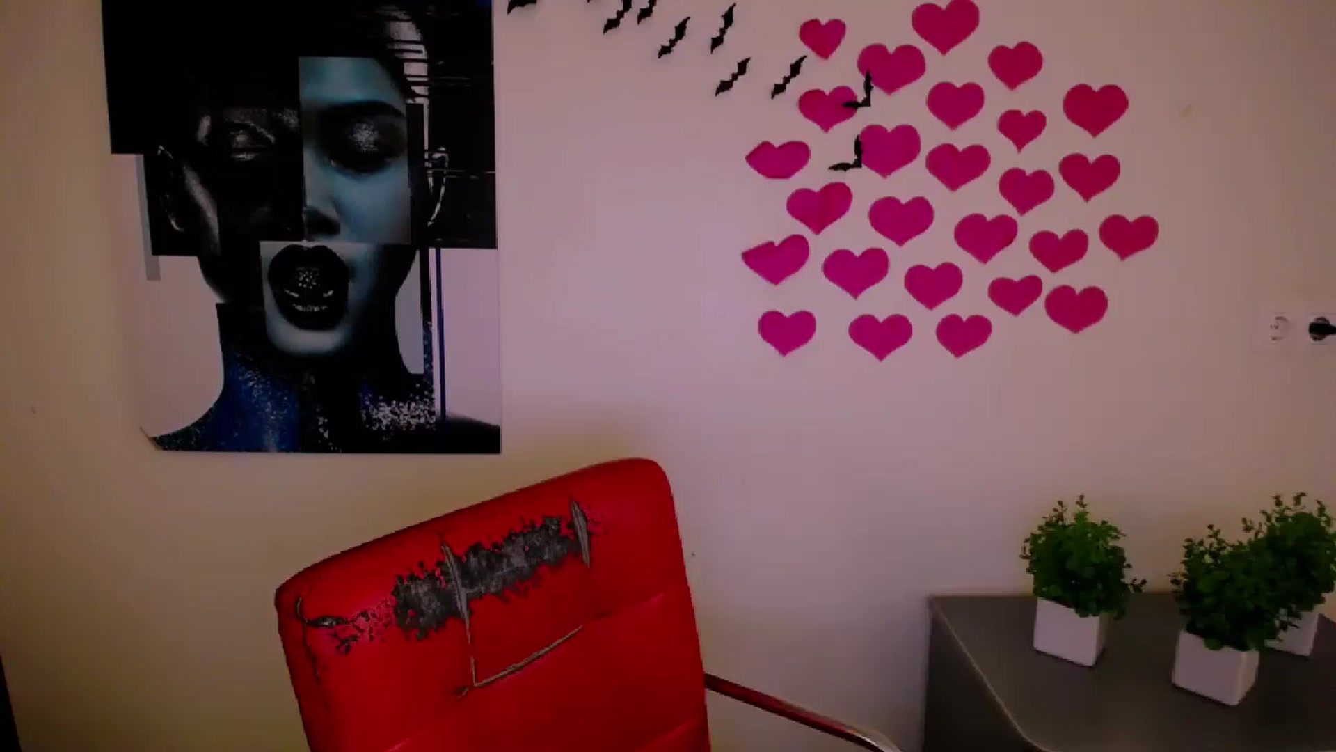 Gallery image thumbnail from Nikonara_'s myfreecams stream on, 12/23/2024, 16:42 image 7 of 20