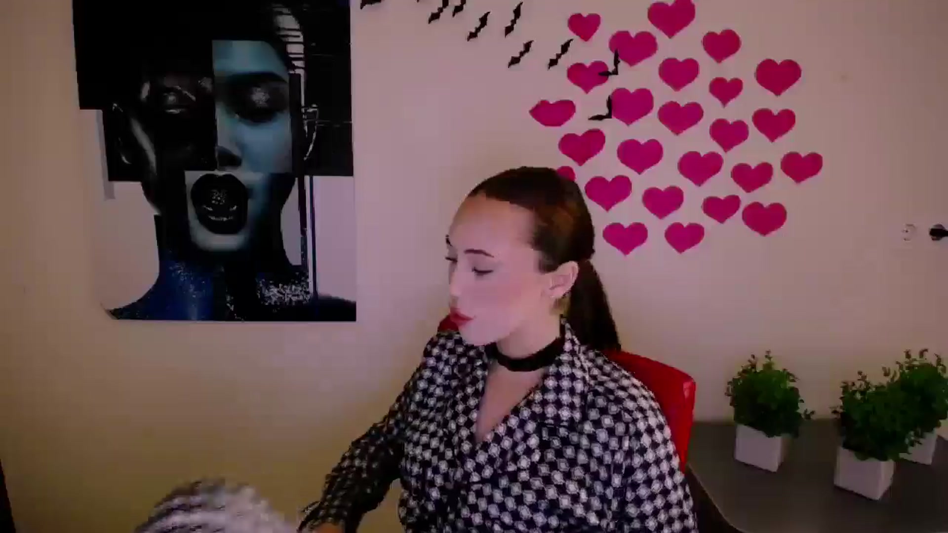 Gallery image thumbnail from Nikonara_'s myfreecams stream on, 12/23/2024, 16:42 image 17 of 20