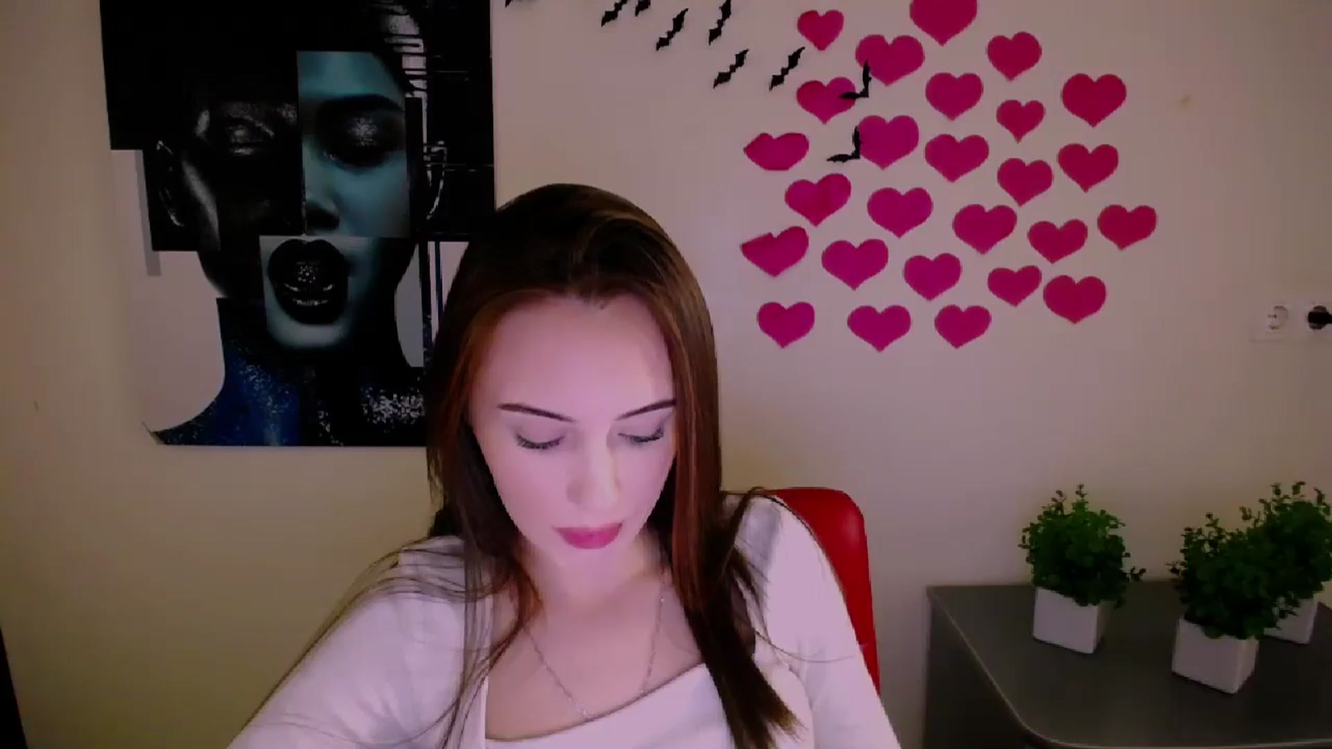 Gallery image thumbnail from Nikonara_'s myfreecams stream on, 12/24/2024, 16:27 image 11 of 20