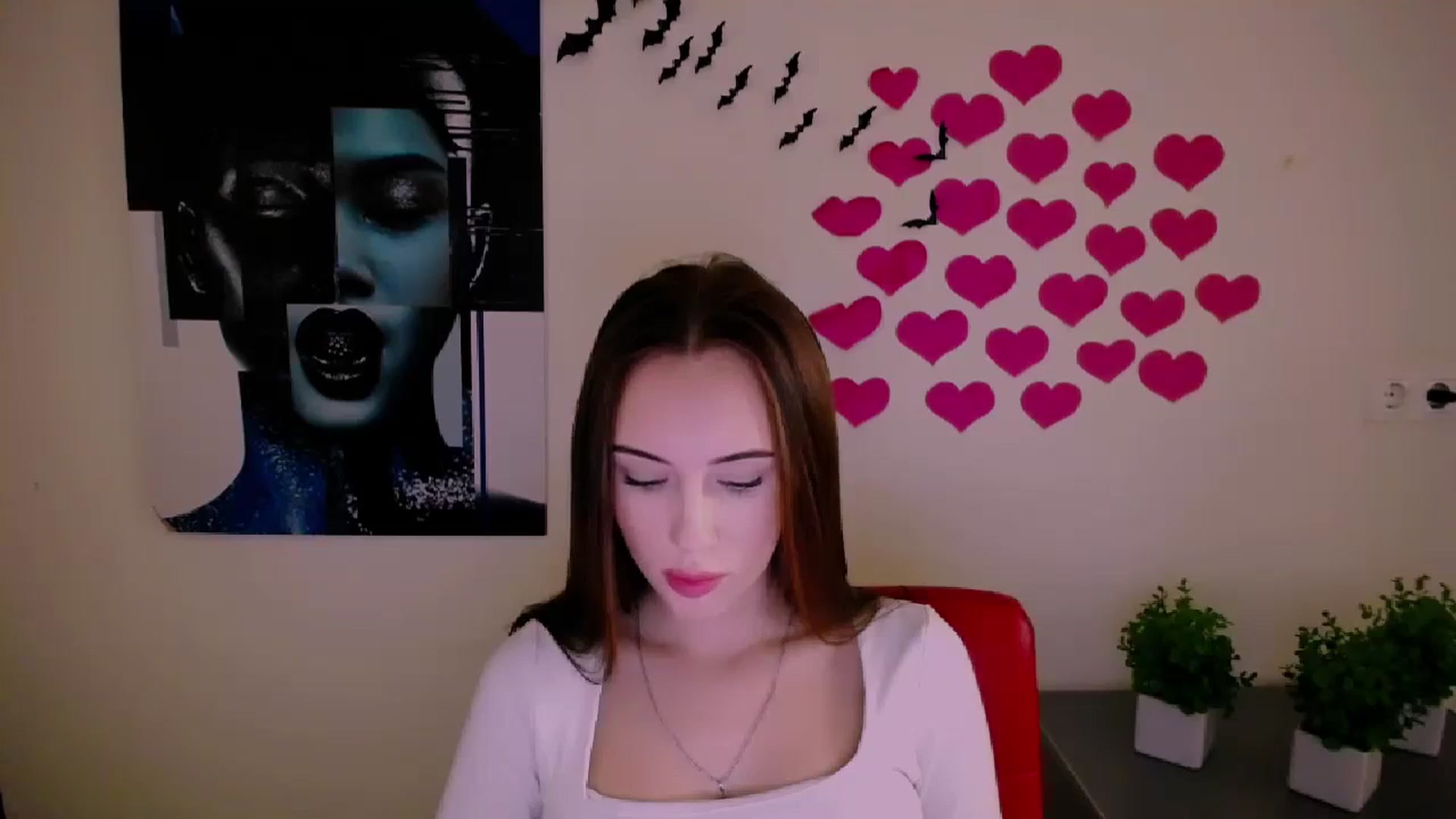 Gallery image thumbnail from Nikonara_'s myfreecams stream on, 12/24/2024, 16:27 image 6 of 20