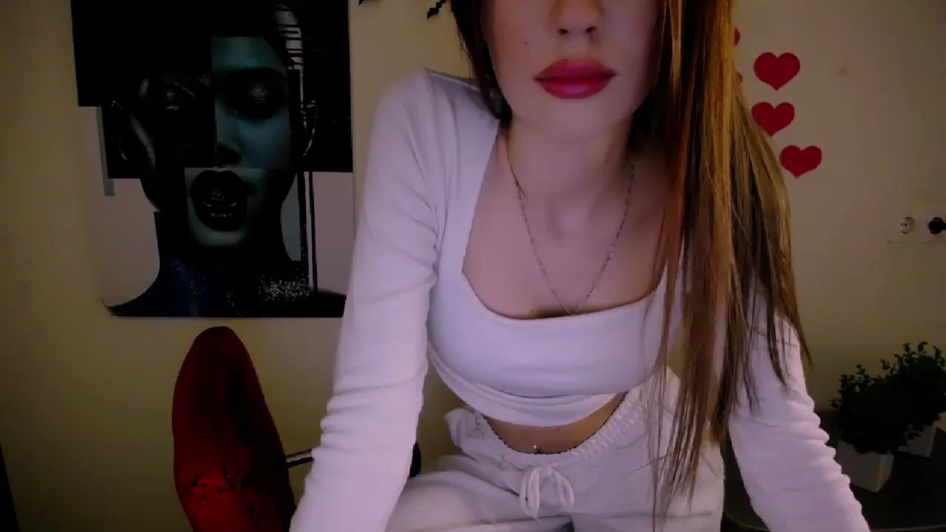 Gallery image thumbnail from Nikonara_'s myfreecams stream on, 12/24/2024, 16:27 image 7 of 20