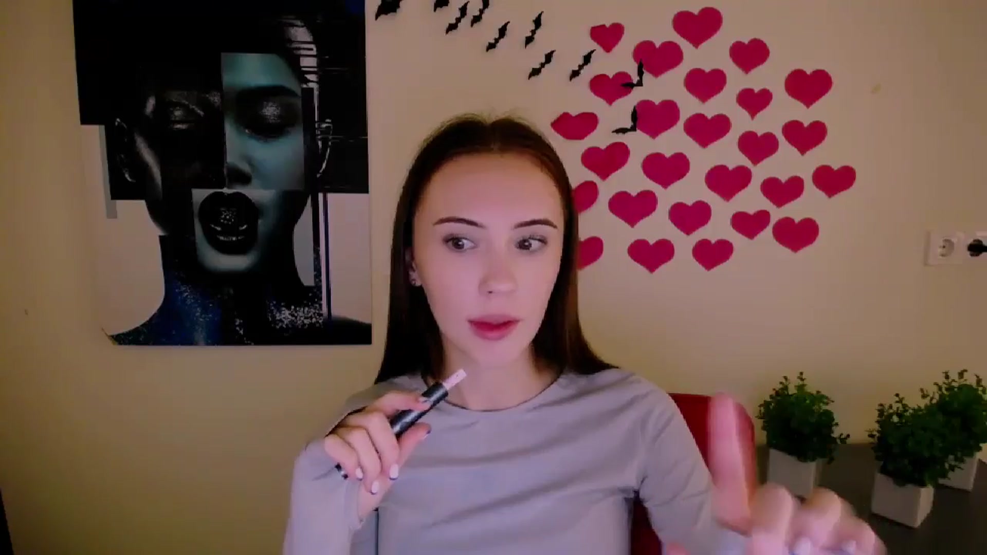 Gallery image thumbnail from Nikonara_'s myfreecams stream on, 12/25/2024, 17:40 image 12 of 20