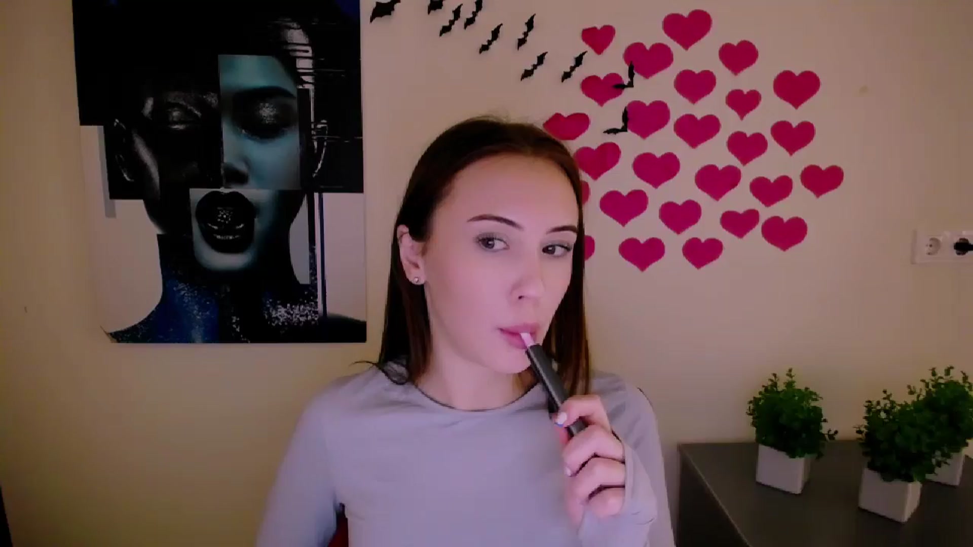 Gallery image thumbnail from Nikonara_'s myfreecams stream on, 12/25/2024, 17:40 image 1 of 20