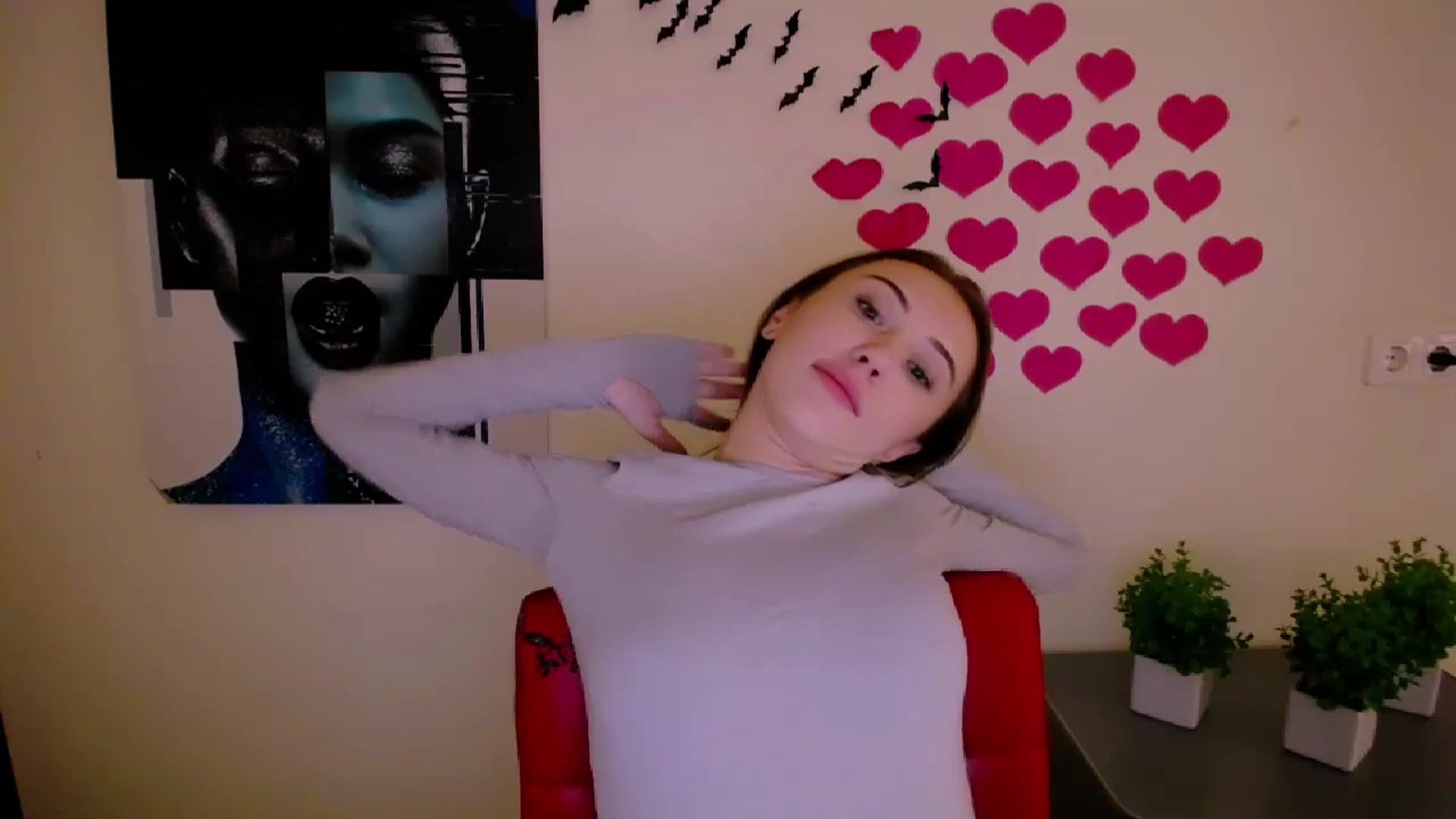Gallery image thumbnail from Nikonara_'s myfreecams stream on, 12/25/2024, 18:38 image 16 of 20