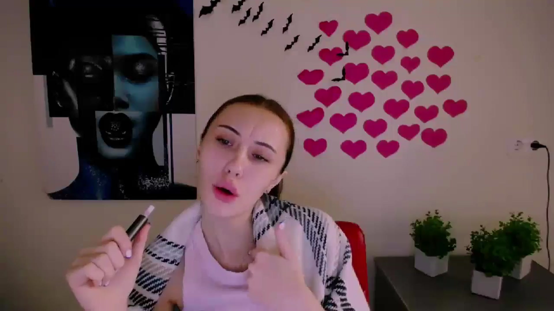 Gallery image thumbnail from Nikonara_'s myfreecams stream on, 12/26/2024, 13:14 image 14 of 20