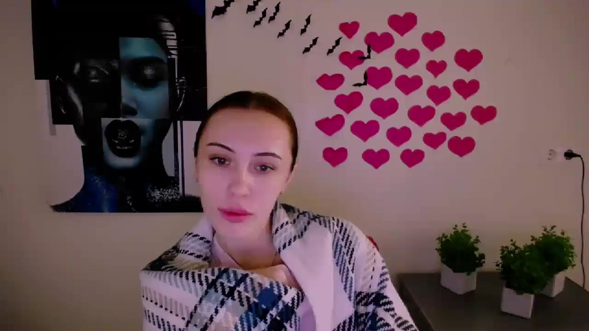 Gallery image thumbnail from Nikonara_'s myfreecams stream on, 12/26/2024, 13:14 image 4 of 20